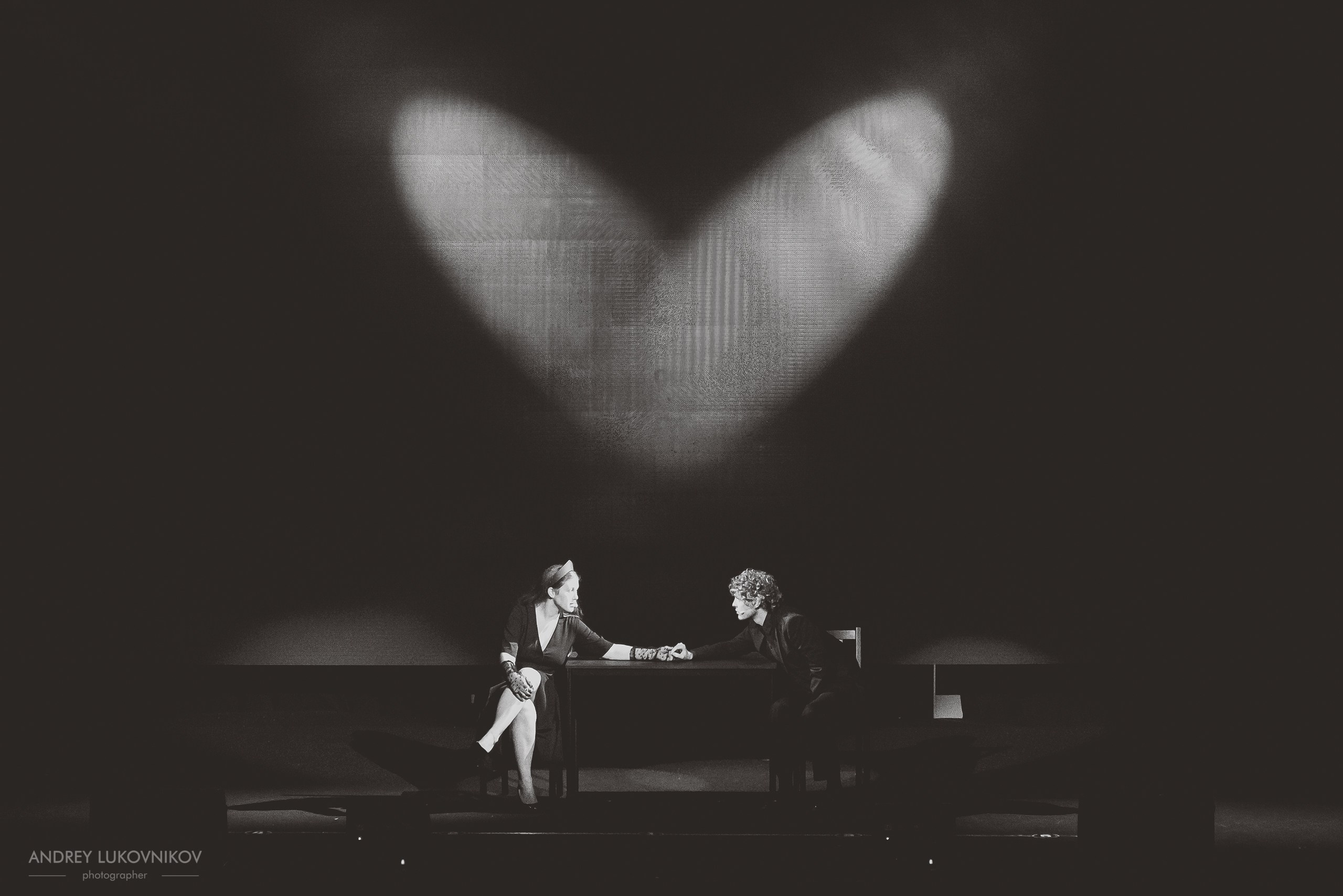 Photo shoot of the play “The Broken Hearts Club” in Alicante | Andrey Lukovnikov