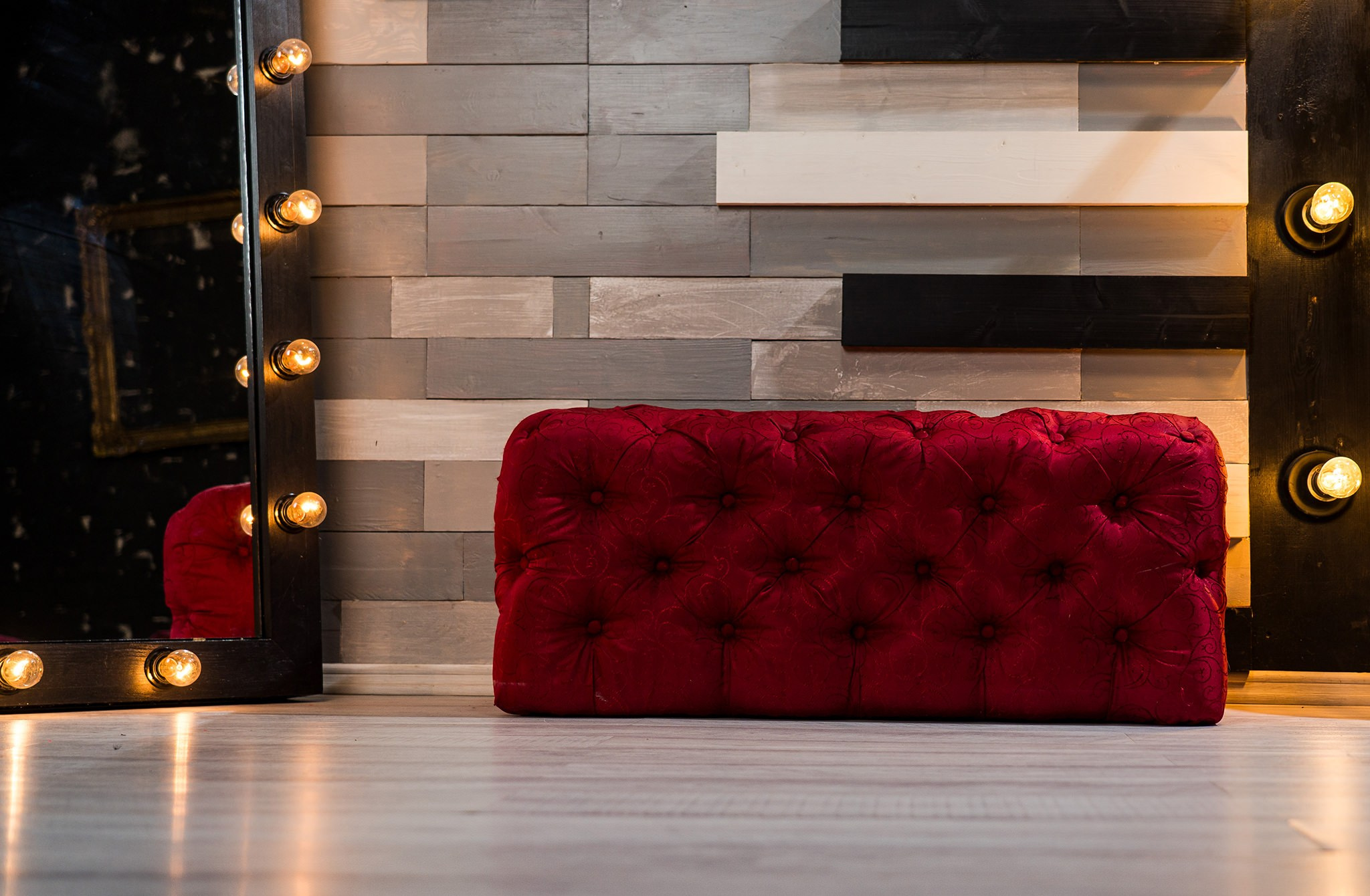 Prezentare studio foto personal Galati. Setup decoruri. Studio foto Galati sexy — boudoir fotograf freelancer Florin Costache