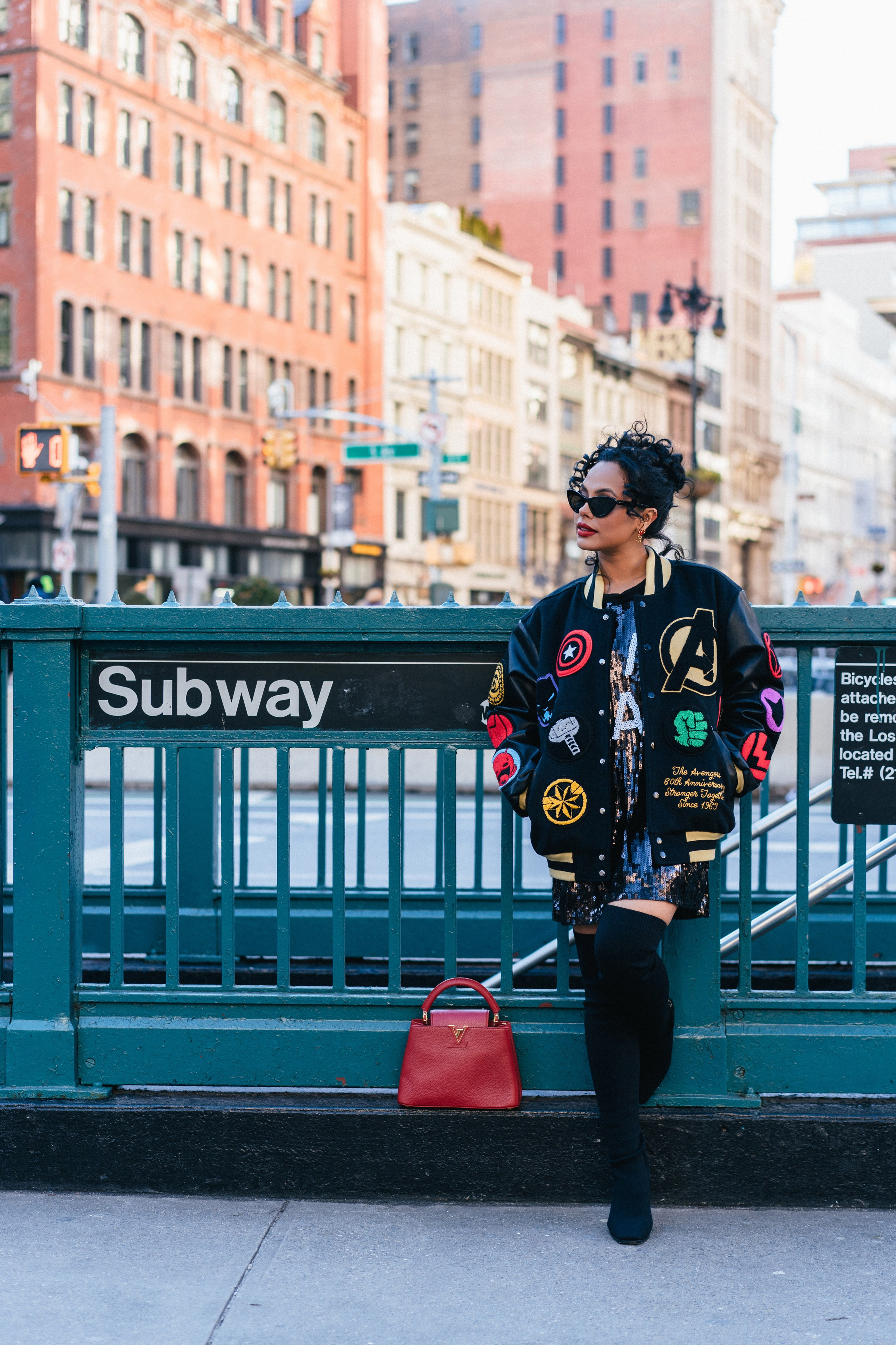 Flatiron Building Portrait Sessions NYC | Iconic Manhattan Photo Location. Videographer and photographer in New York // MAKAROV.VIDEO