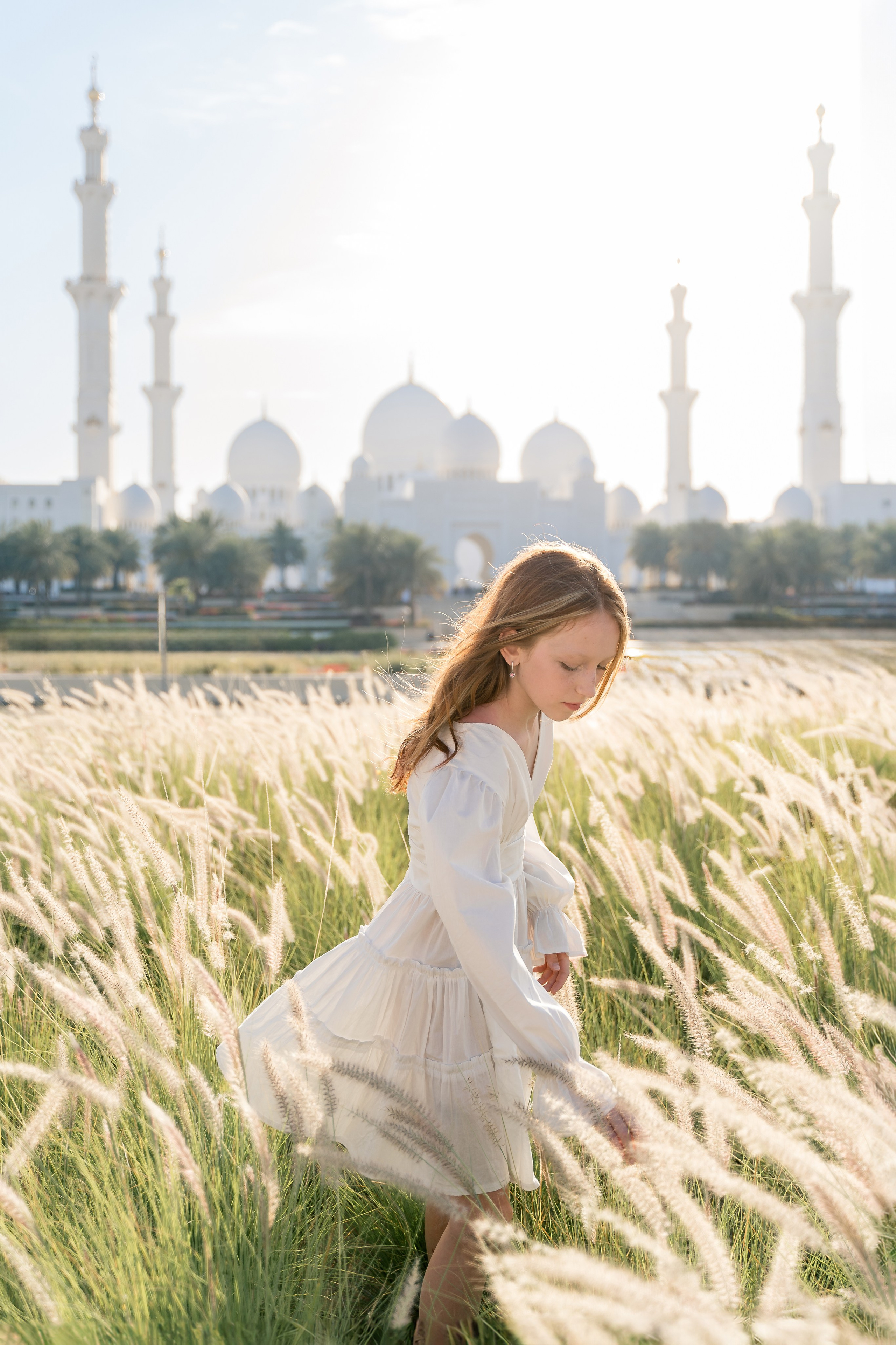 Фотосессия в мечети шейха Зайда: когда и как лучше снимать. Фотограф в Абу Даби Марина