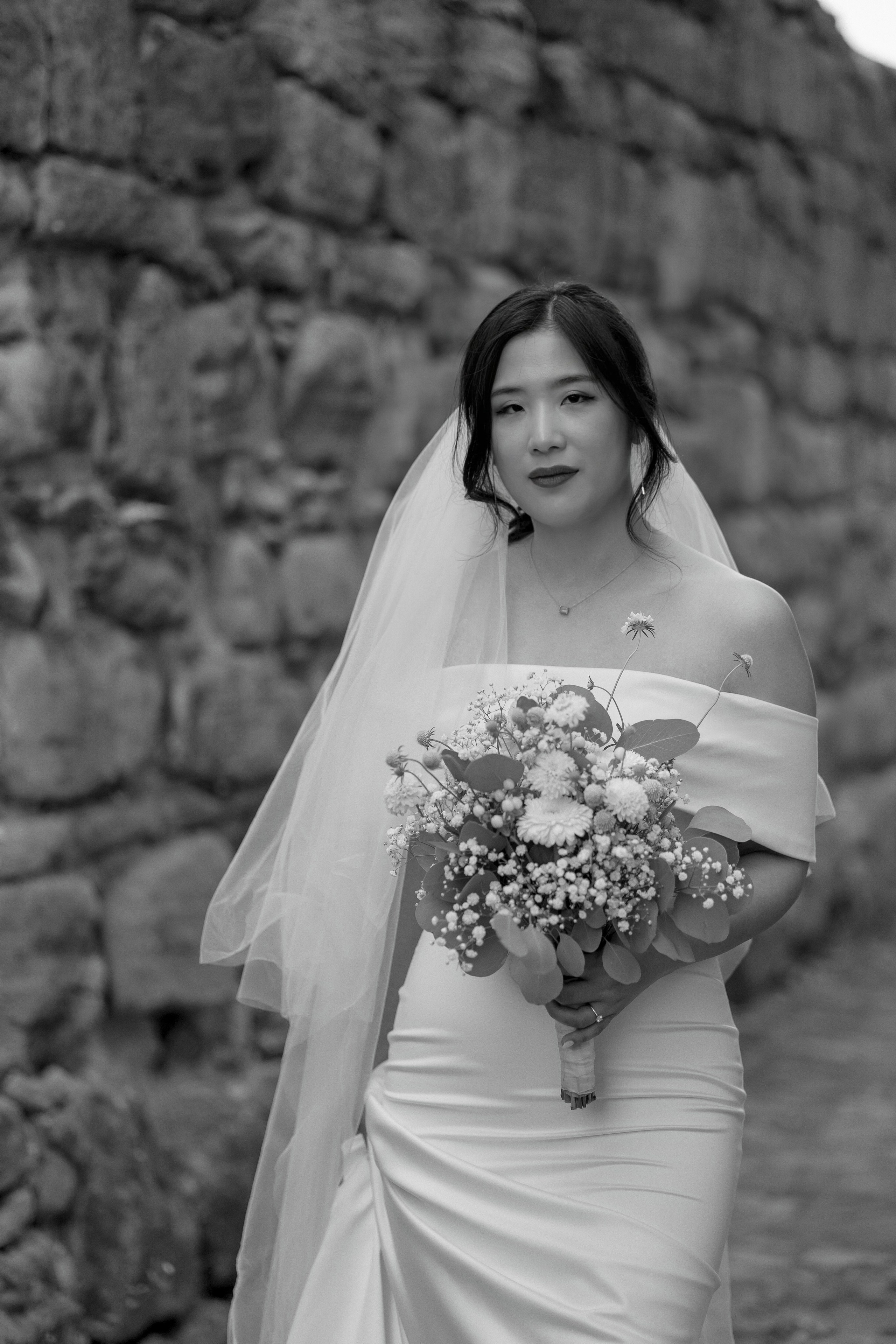 Joann & Hanning’s Timeless Wedding at Schloss Bürresheim | Destination Wedding Photographer. Raw Studio: Capturing Elegant weddings accross Europe