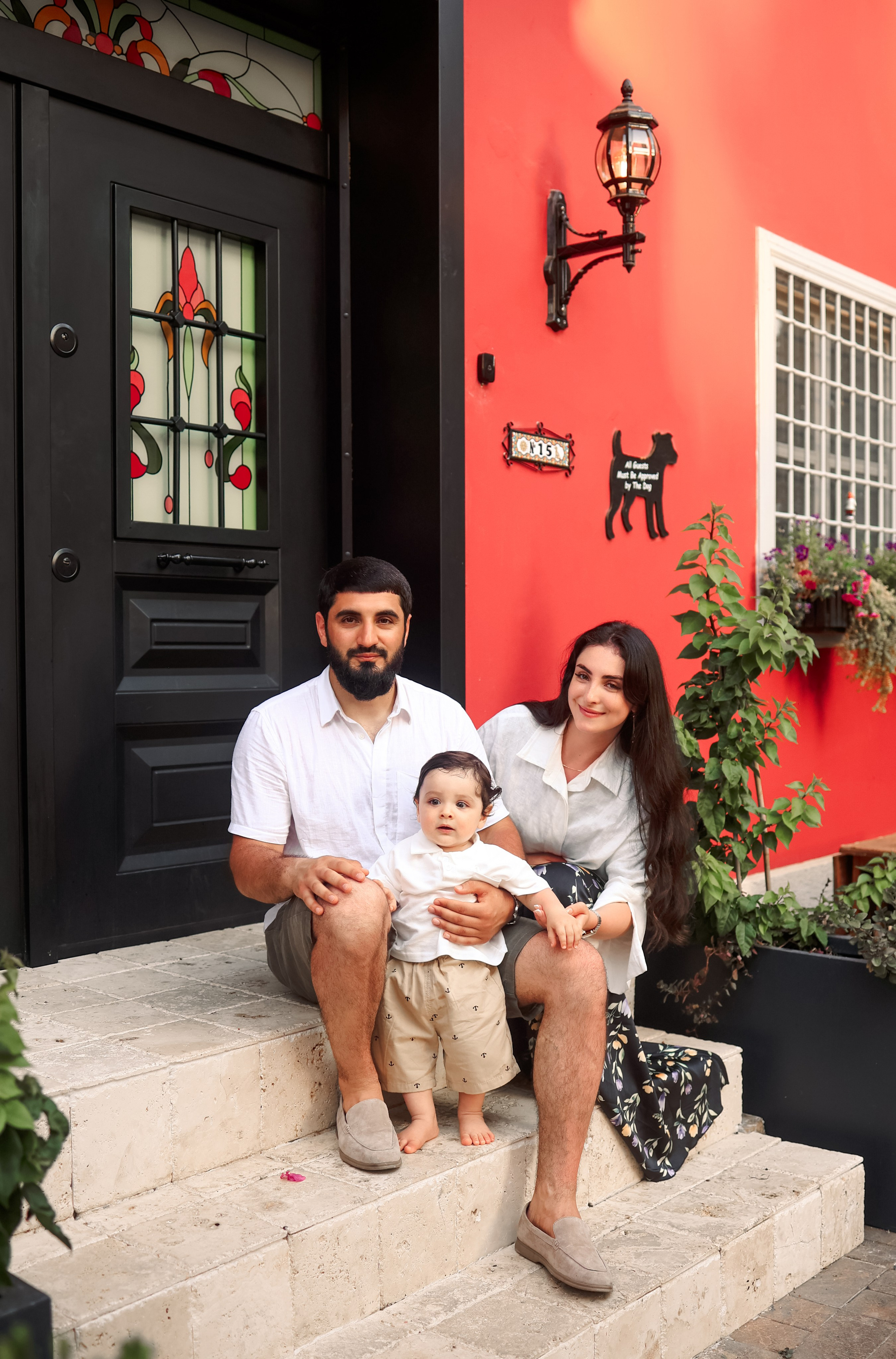 Photoshooting in old town of Antalya. Photographer in Turkey, Antalya, Kemer, Belek, Side, Kas, Fethiye