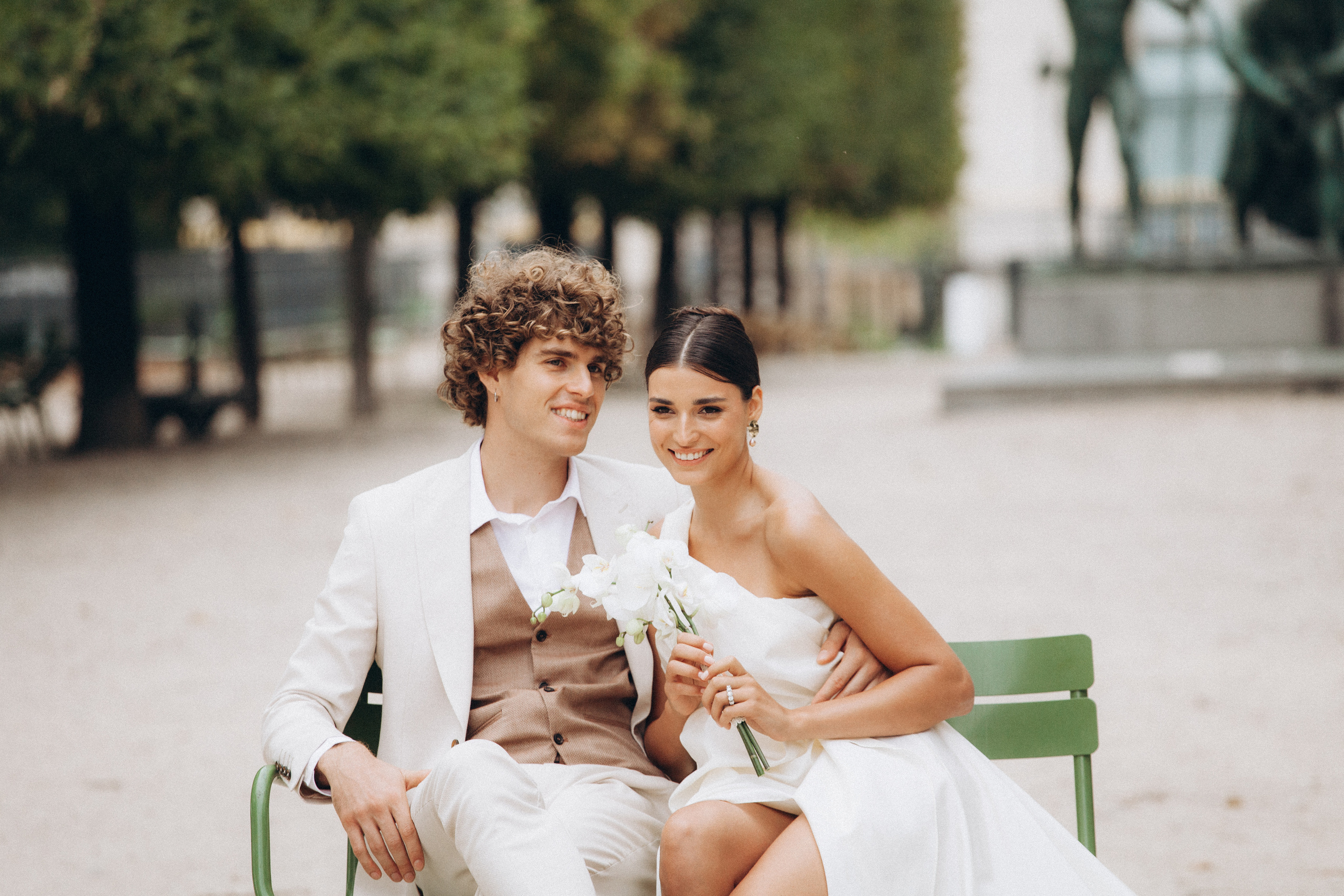 Wedding in Paris. Eugénie Smirnova — your photographer in Toulouse and southwest France