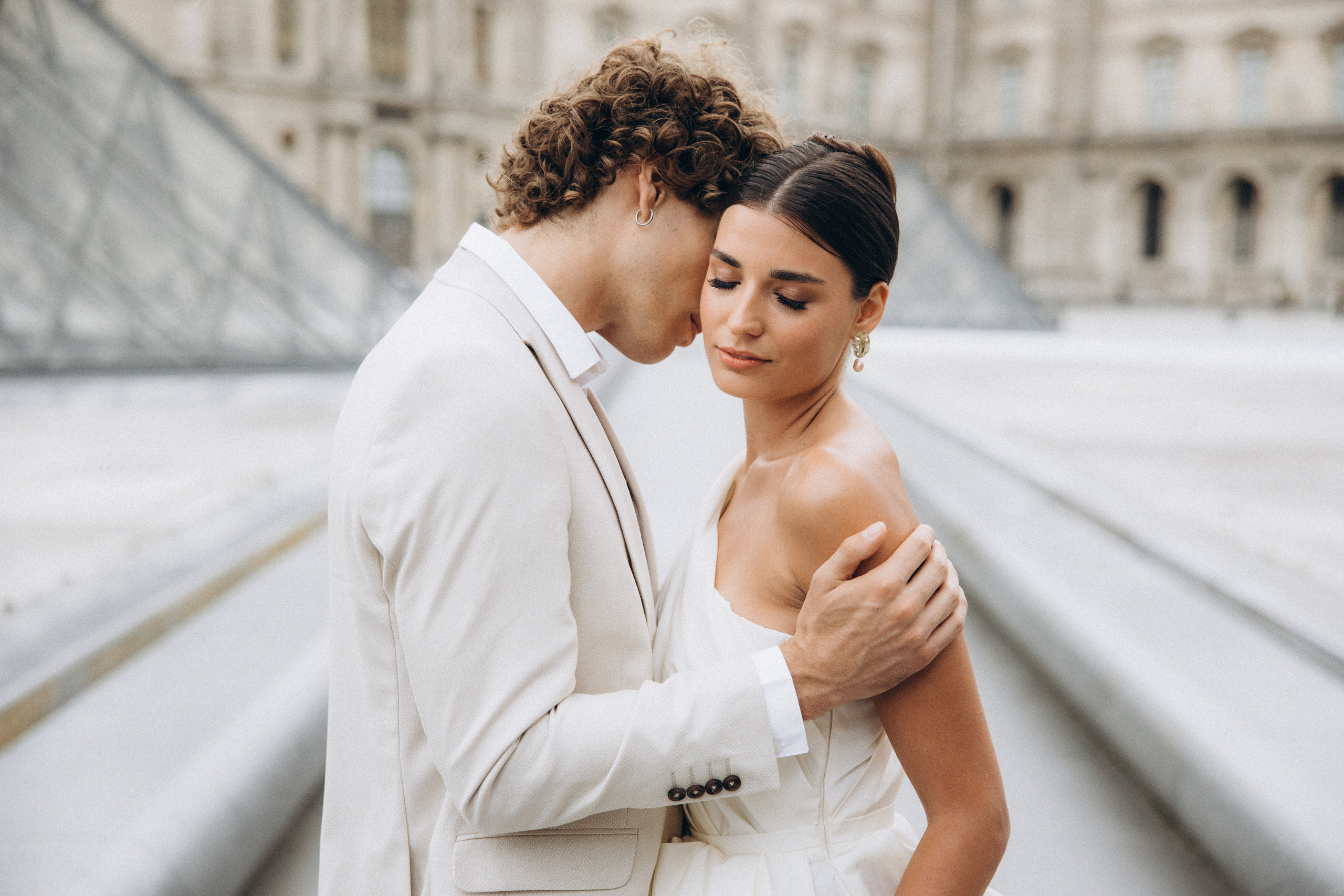 Wedding in Paris. Eugénie Smirnova — your photographer in Toulouse and southwest France