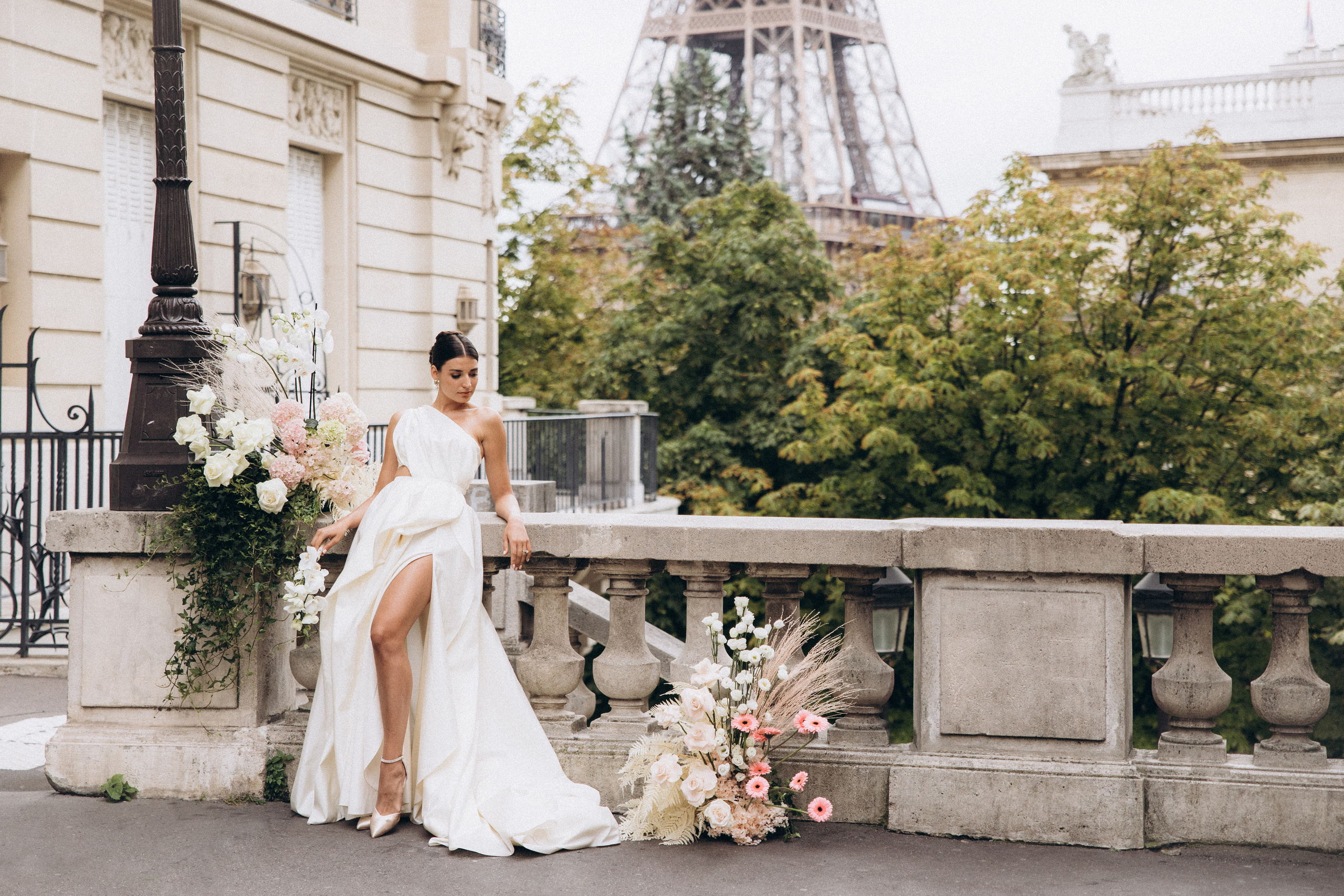 Wedding in Paris. Eugénie Smirnova — your photographer in Toulouse and southwest France