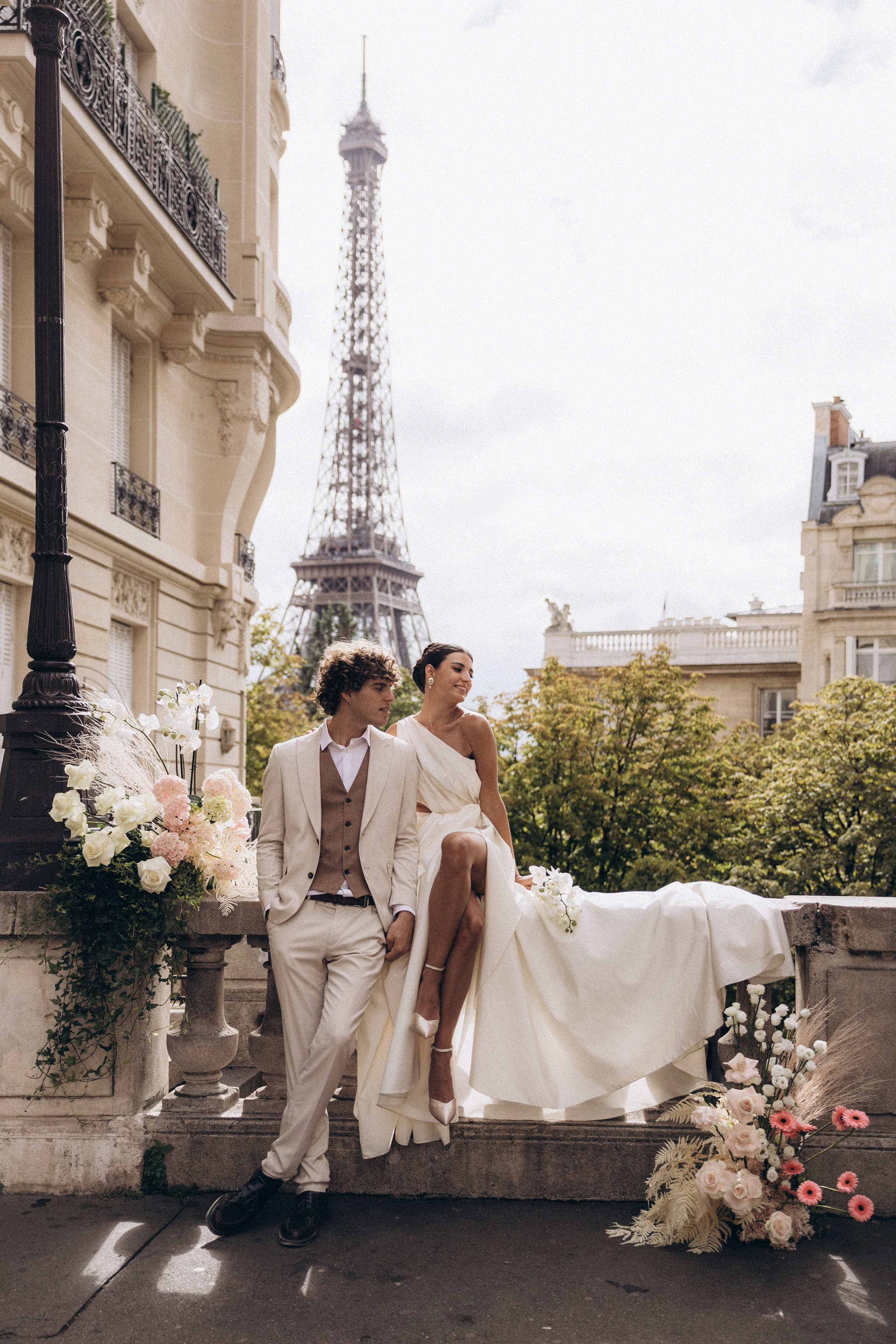 Wedding in Paris. Eugénie Smirnova — your photographer in Toulouse and southwest France