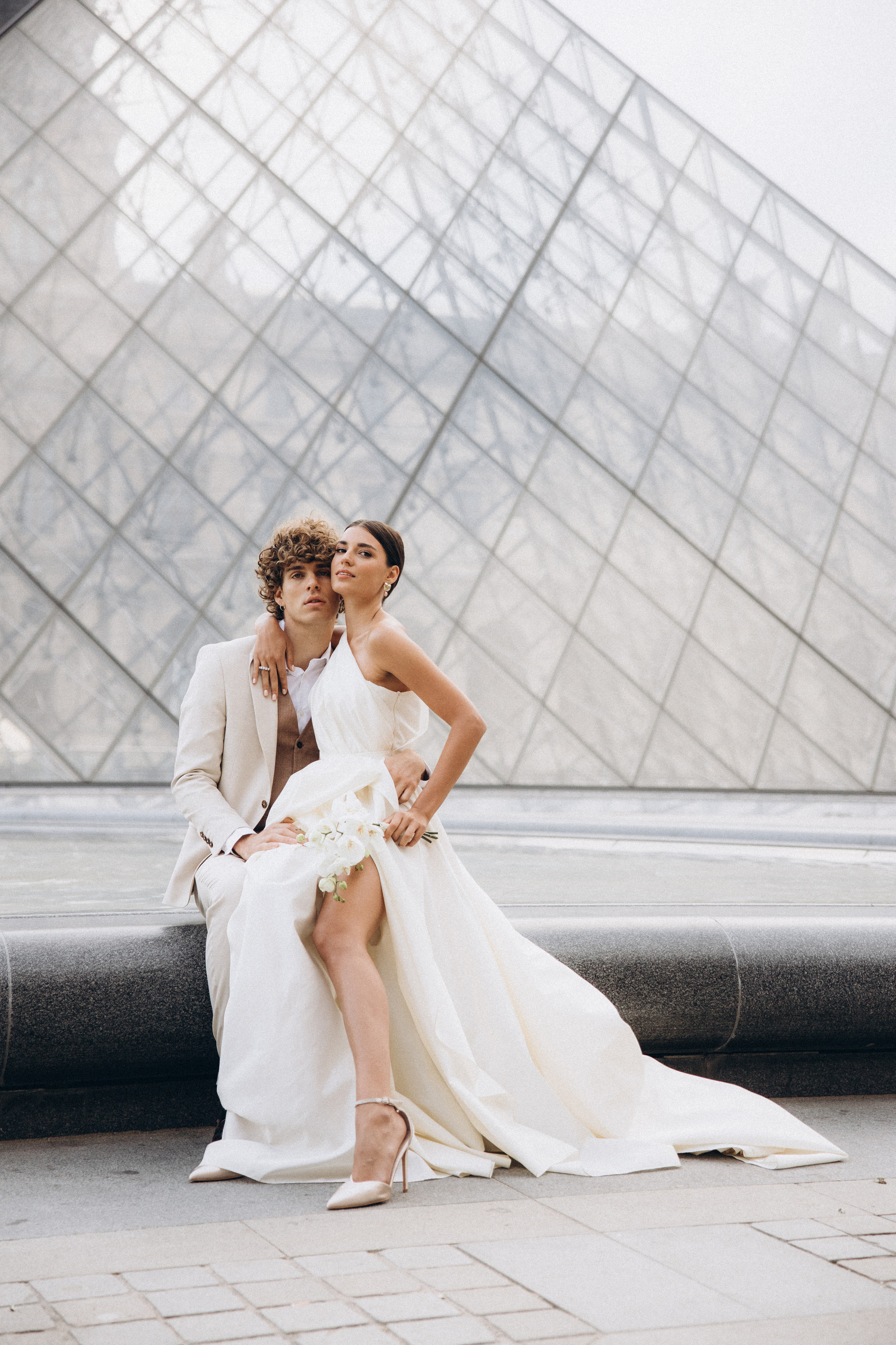 Wedding in Paris. Eugénie Smirnova — your photographer in Toulouse and southwest France