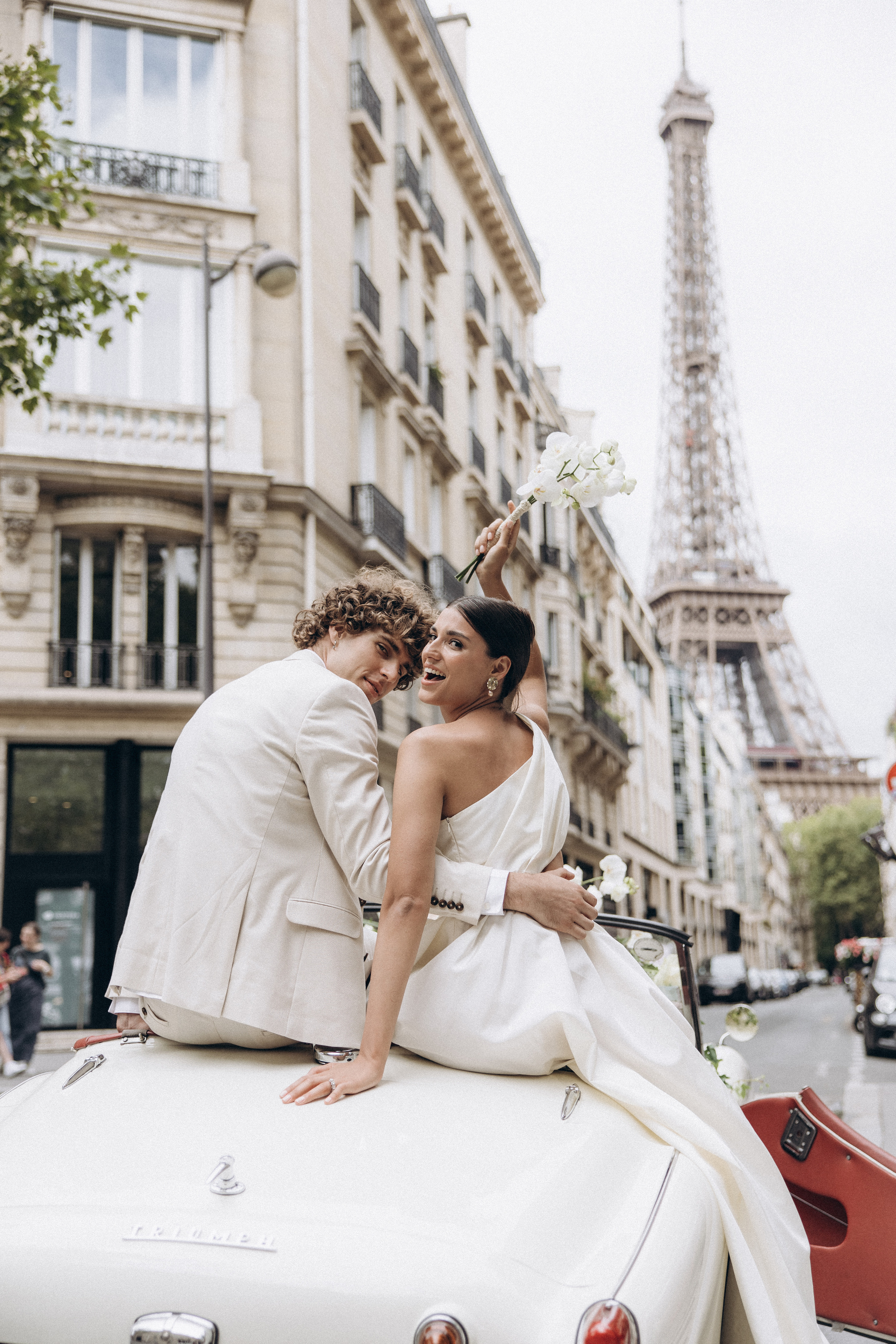 Wedding in Paris. Eugénie Smirnova — your photographer in Toulouse and southwest France