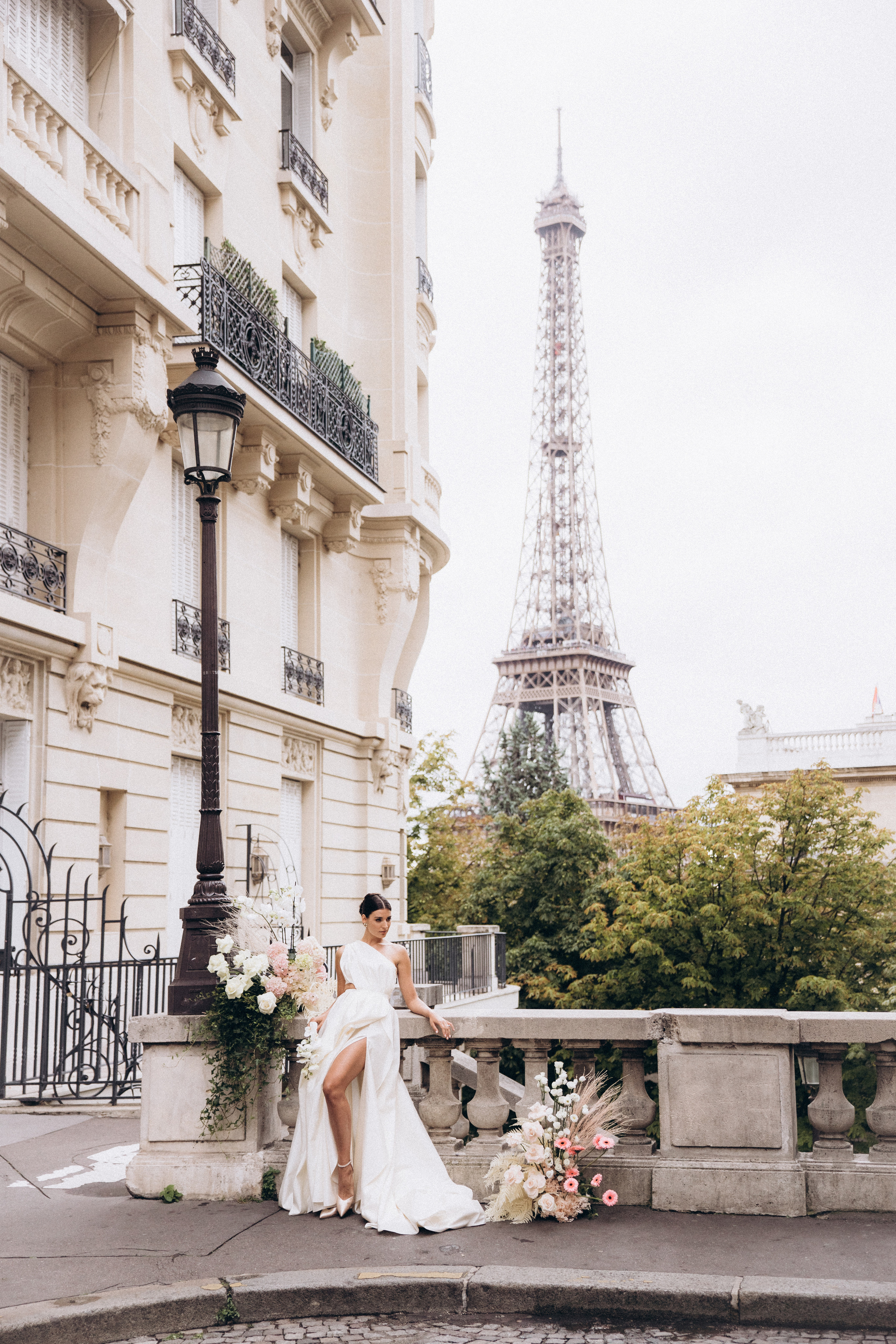 Wedding in Paris. Eugénie Smirnova — your photographer in Toulouse and southwest France