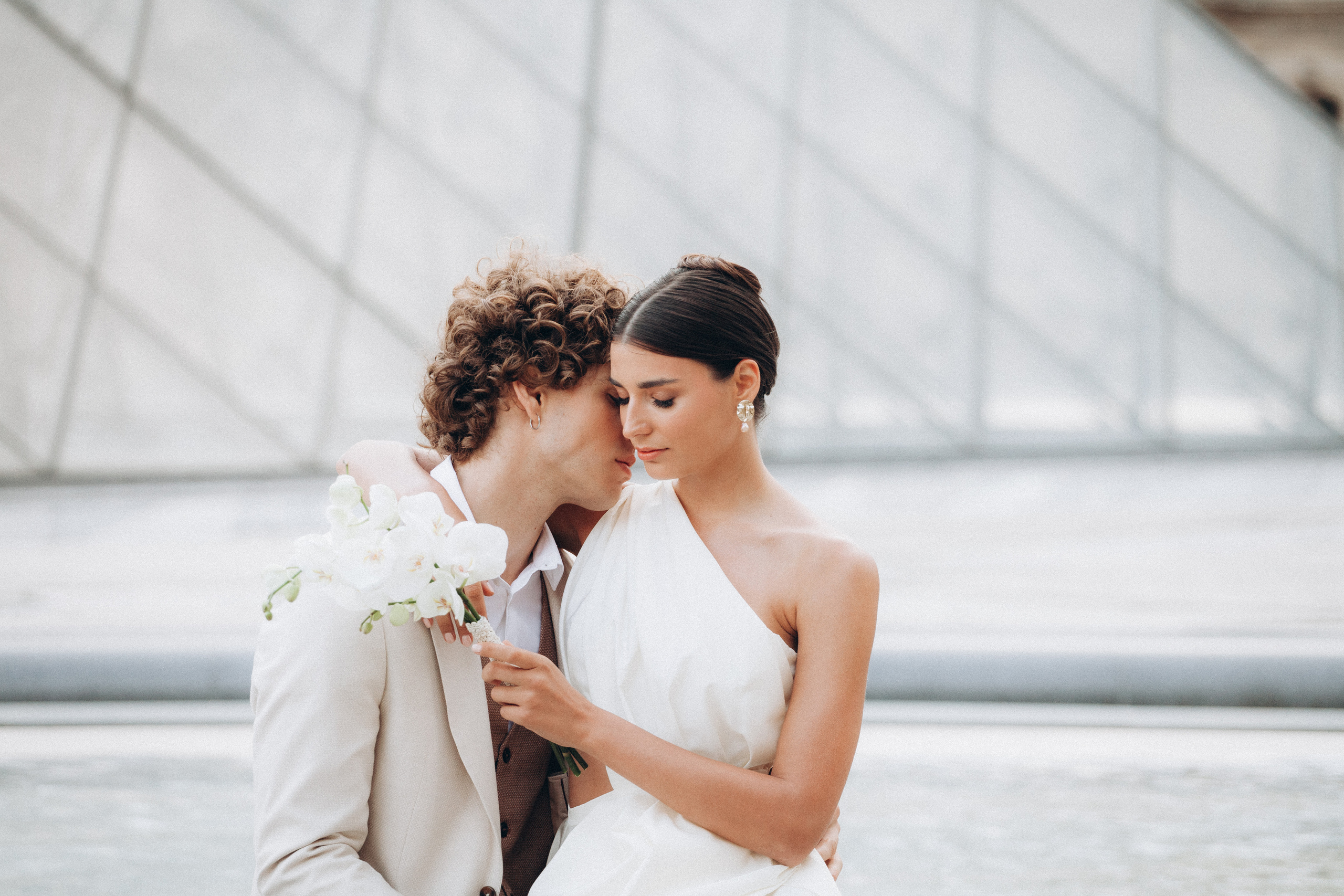 Wedding in Paris. Eugénie Smirnova — your photographer in Toulouse and southwest France