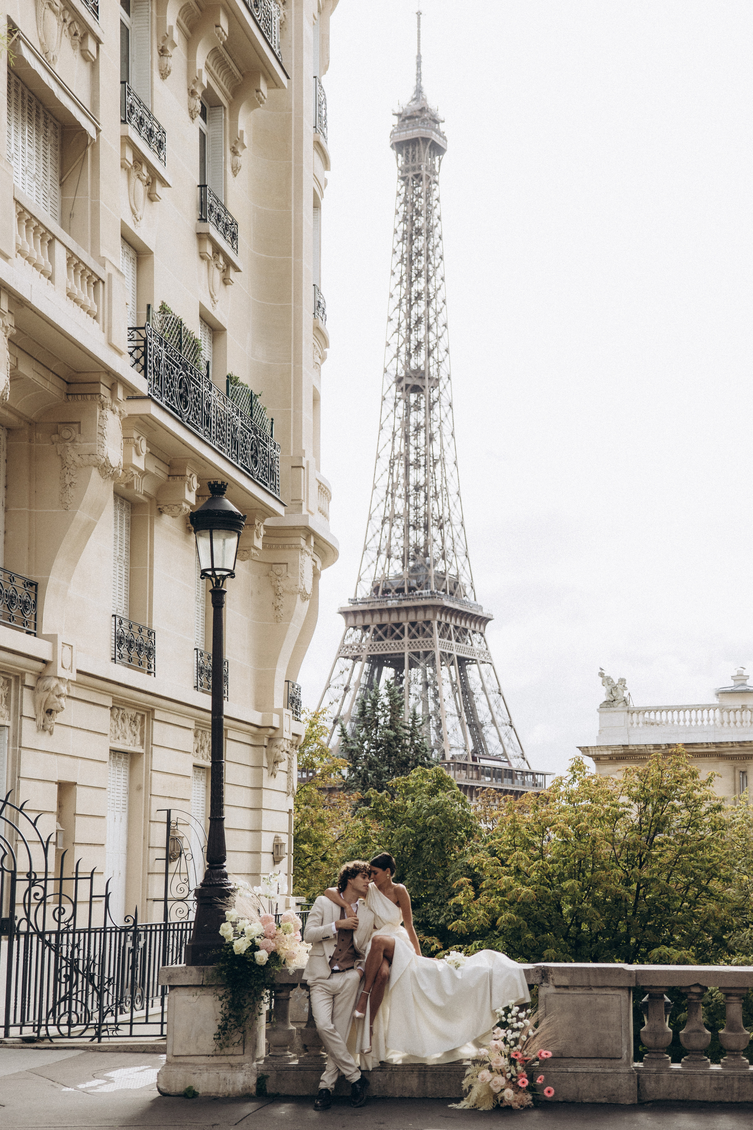 Wedding in Paris. Eugénie Smirnova — your photographer in Toulouse and southwest France