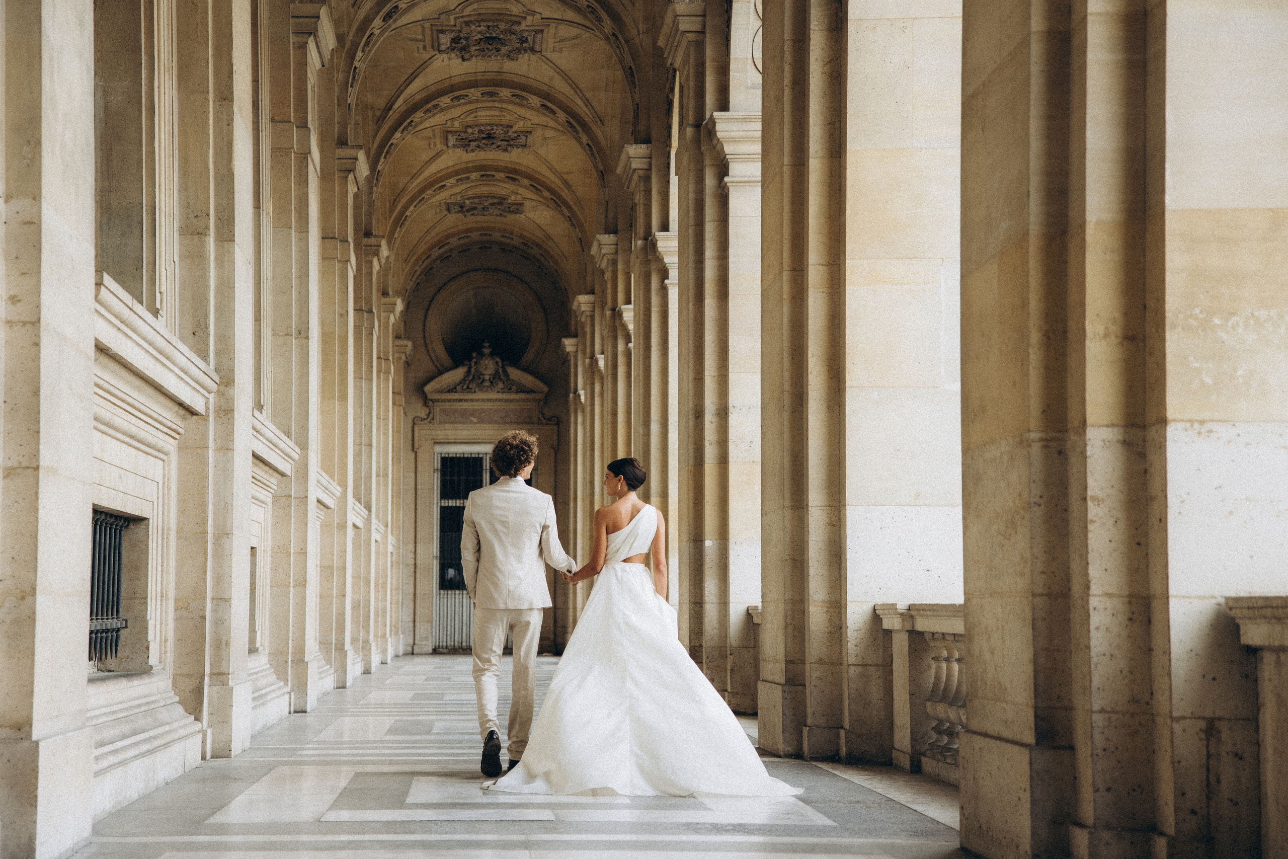 Wedding in Paris. Eugénie Smirnova — your photographer in Toulouse and southwest France