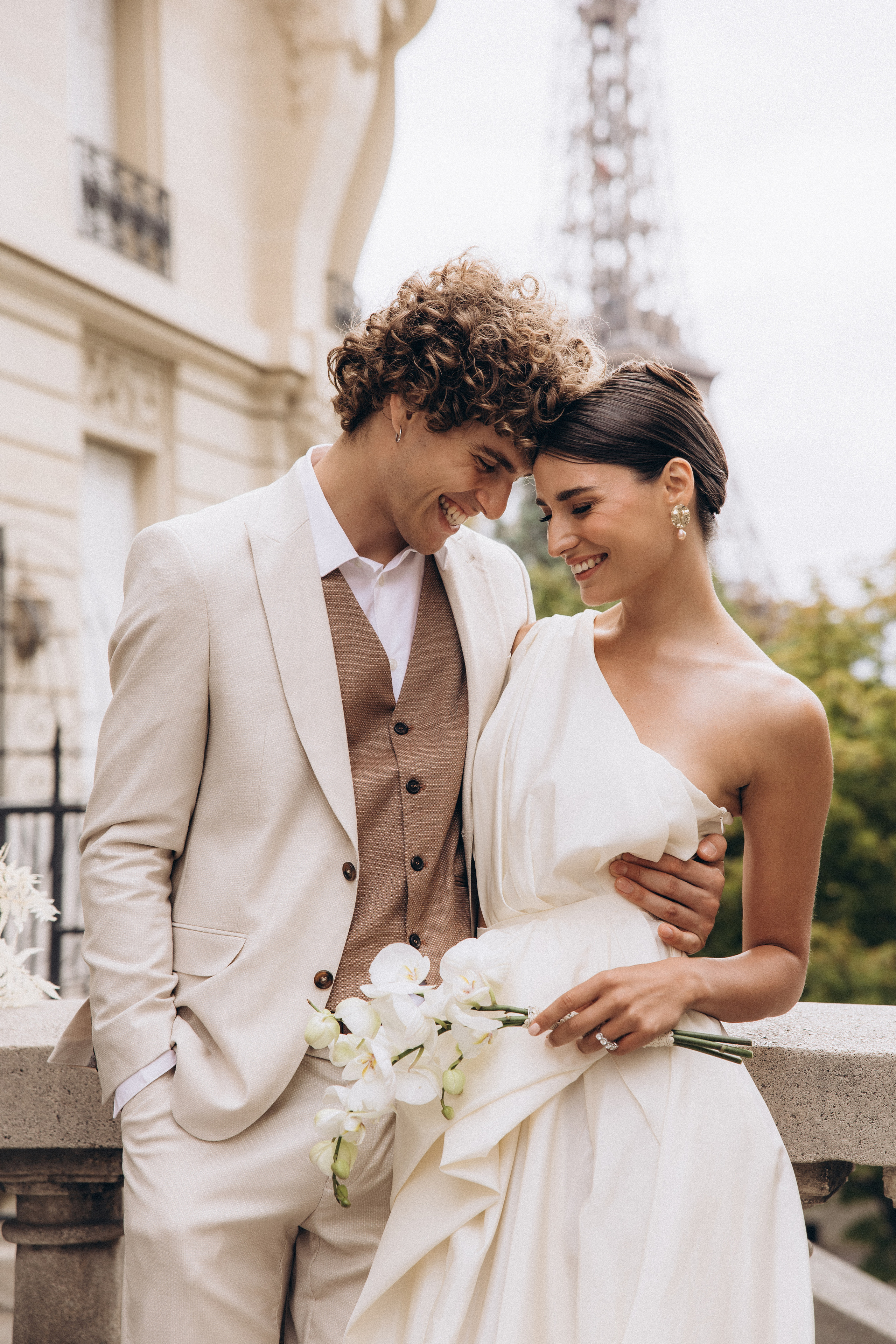 Wedding in Paris. Eugénie Smirnova — your photographer in Toulouse and southwest France
