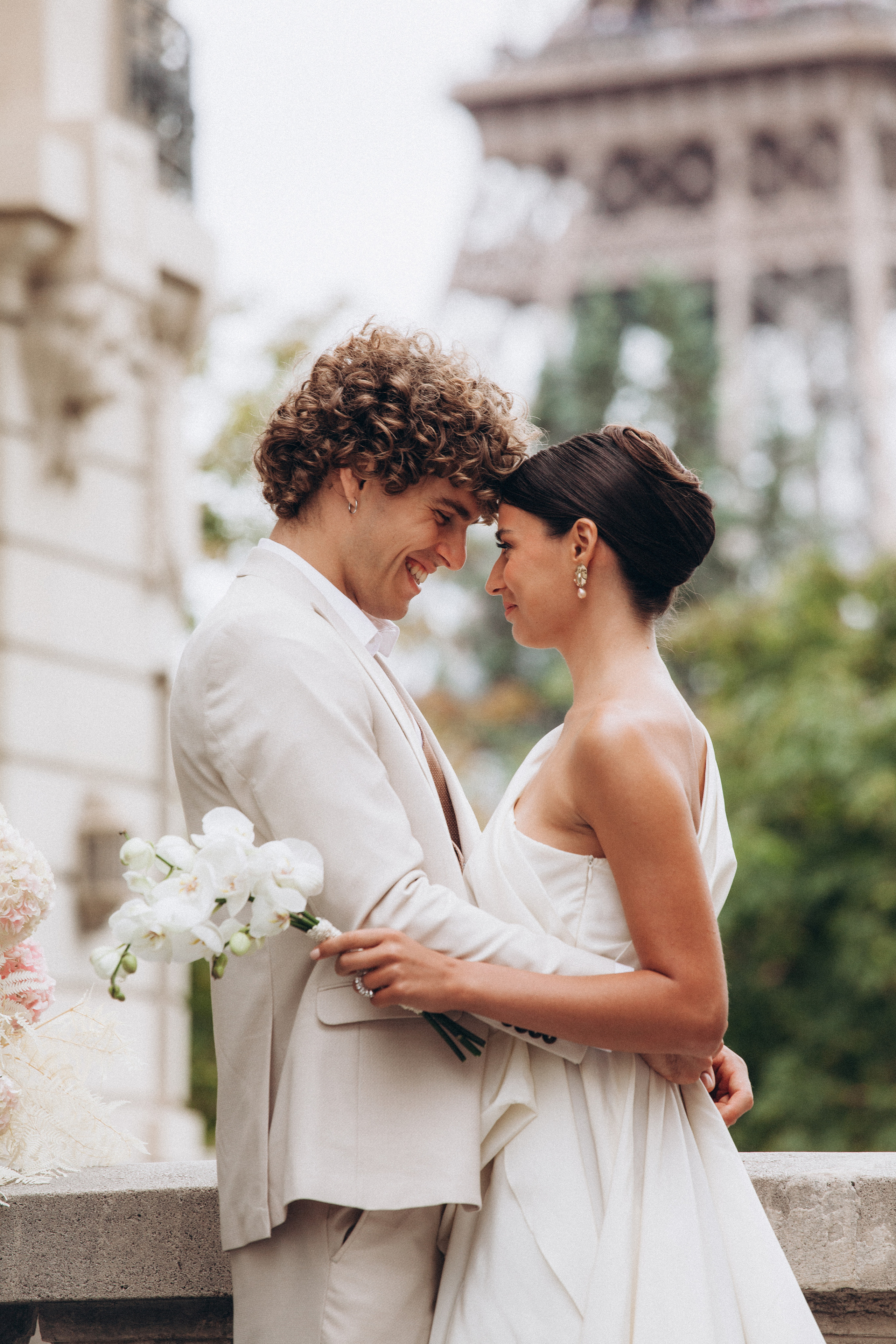 Wedding in Paris. Eugénie Smirnova — your photographer in Toulouse and southwest France
