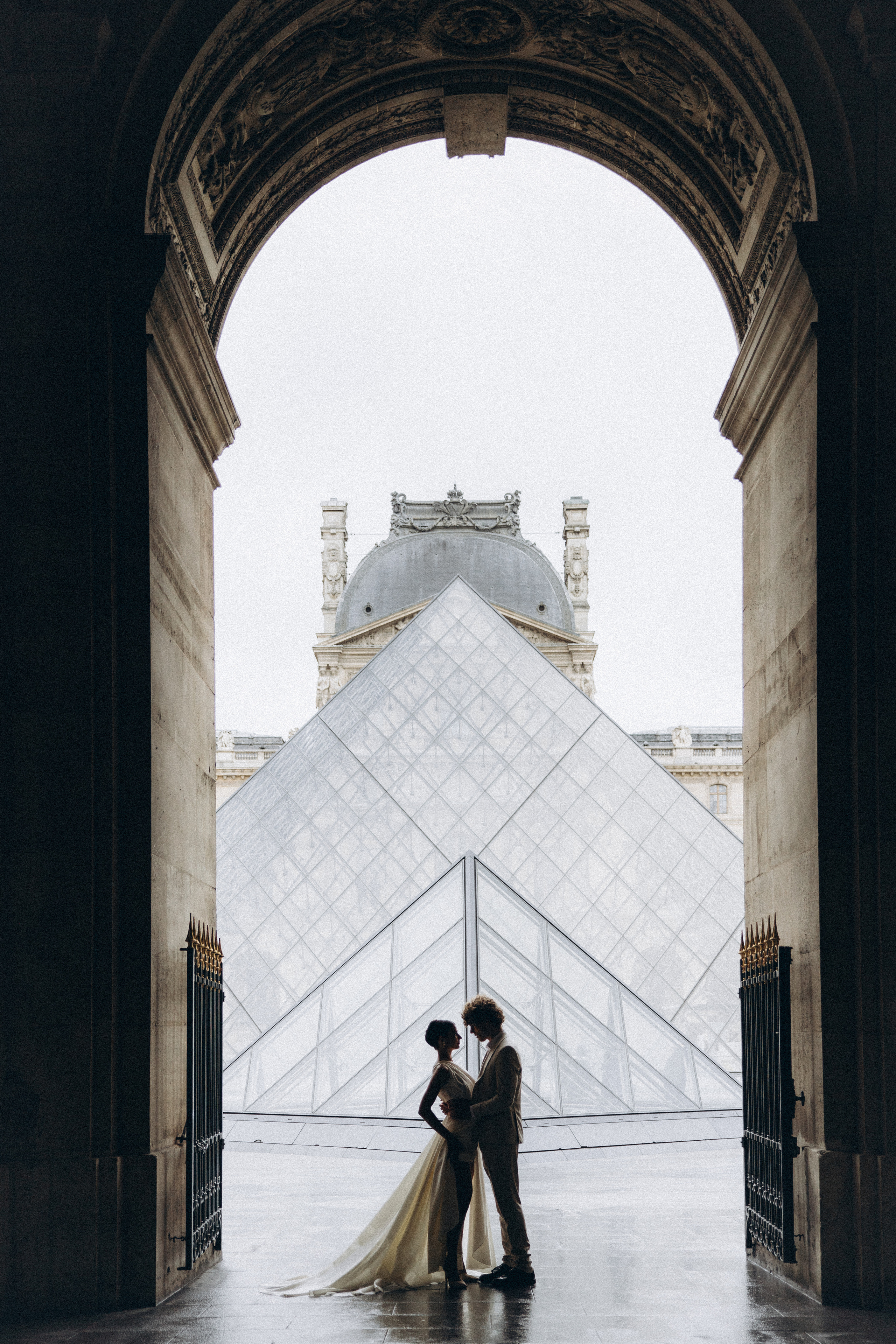 Wedding in Paris. Eugénie Smirnova — your photographer in Toulouse and southwest France
