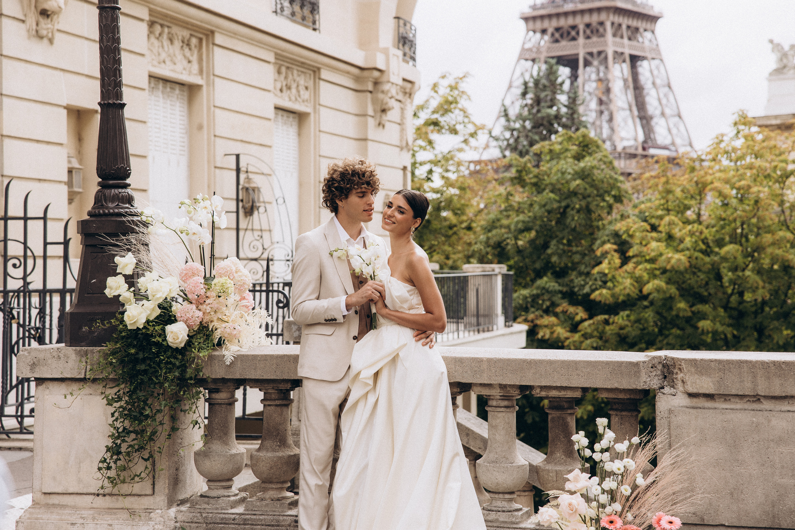 Wedding in Paris. Eugénie Smirnova — your photographer in Toulouse and southwest France