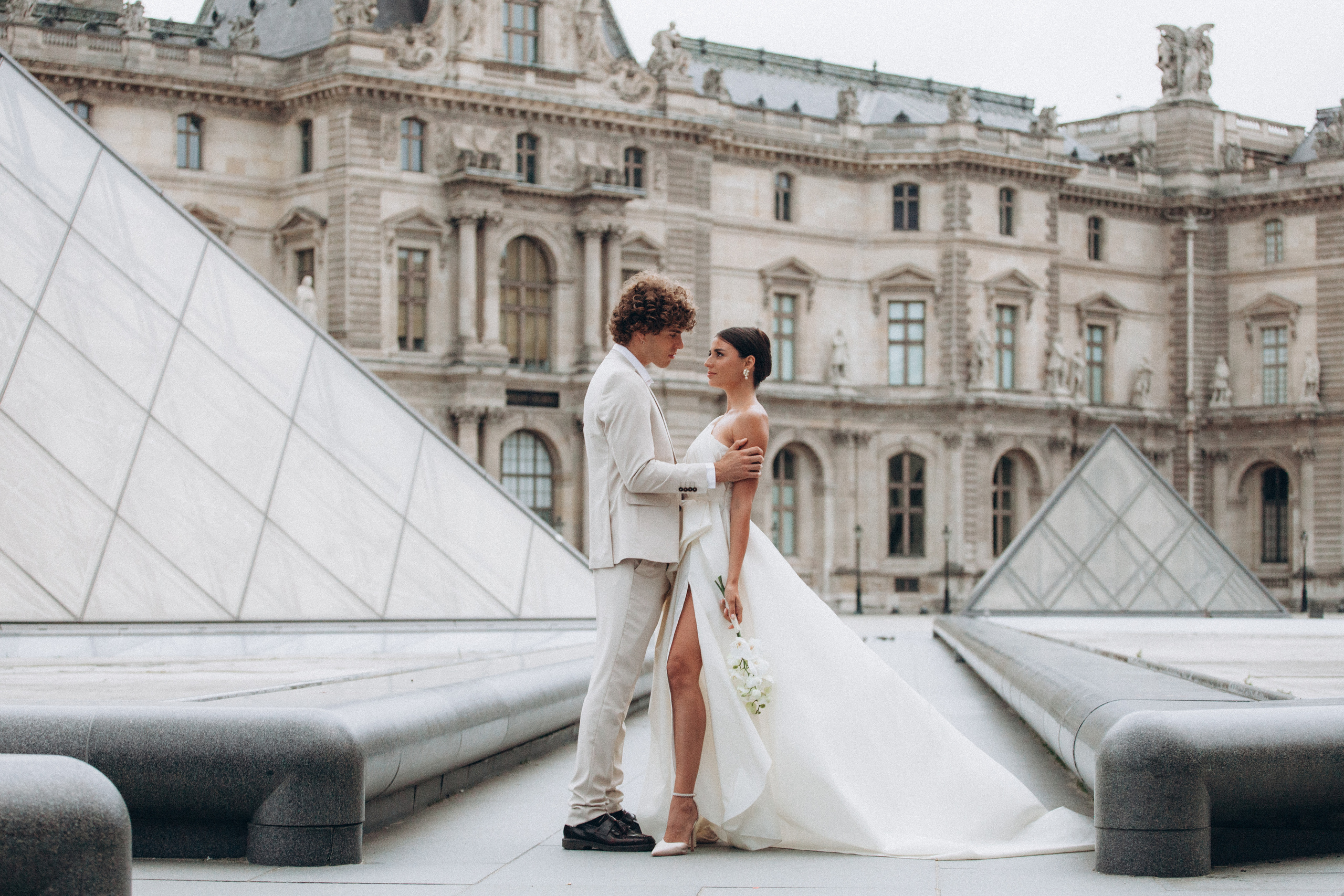 Wedding in Paris. Eugénie Smirnova — your photographer in Toulouse and southwest France