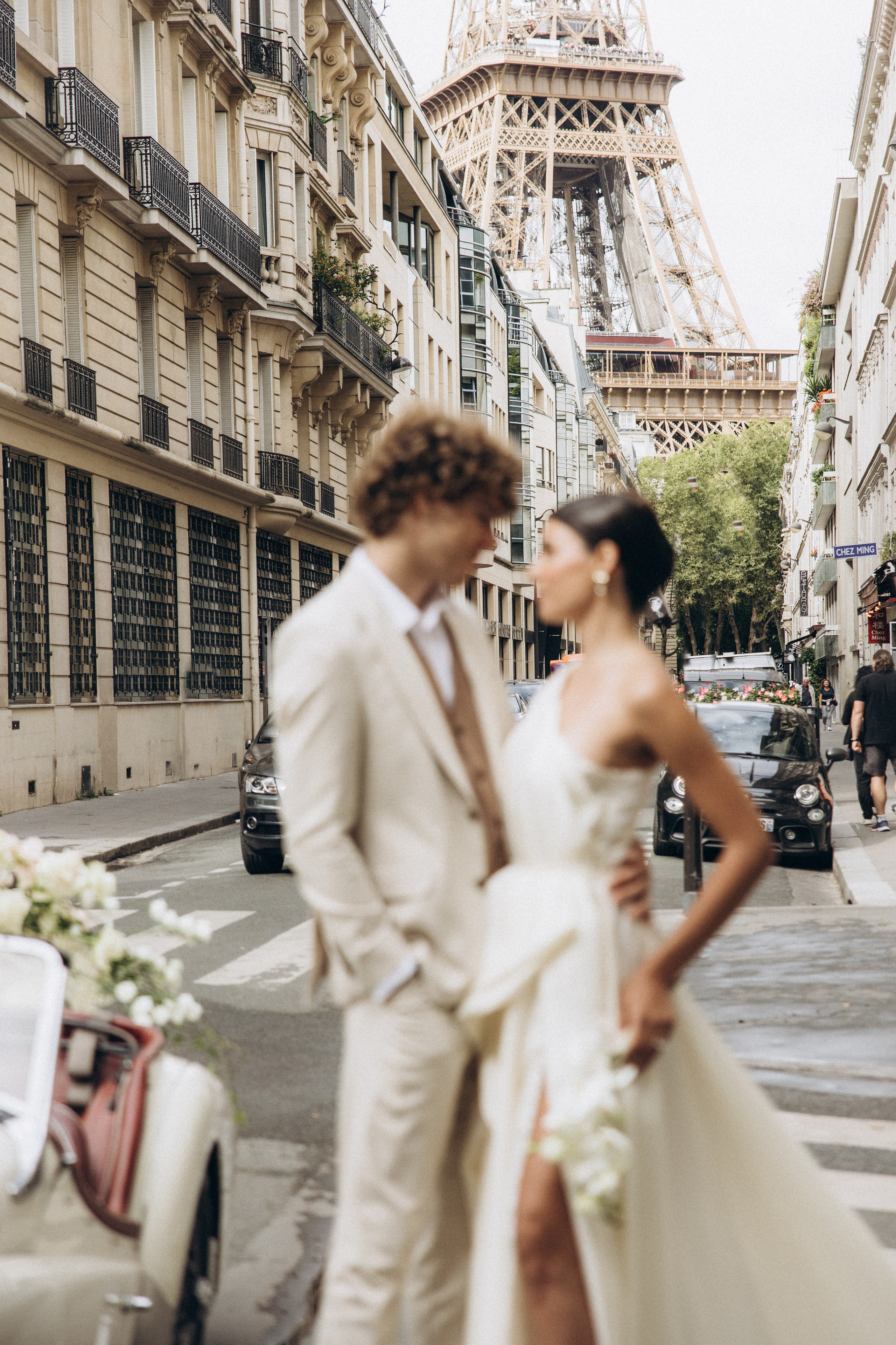 Wedding in Paris. Eugénie Smirnova — your photographer in Toulouse and southwest France