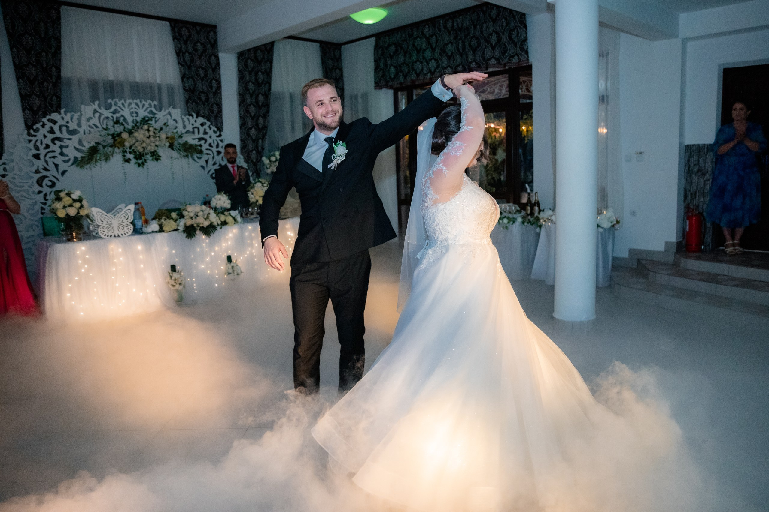 servicii foto. servicii foto Botoșani. servicii foto video Botoșani. fotograf nunta. fotograf evenimente. fotograf nunta Botoșani. Alin chirila. Alin chirila fotograf. Alinofotostudio.- Mire și mireasă – Sergiu & Liliana – ziua nunții, 2024 - Emoții în ziua nunții – Sergiu și Liliana - Dansul mirilor – fotografie artistică nuntă 2024 - Sedinta foto romantică în natură – Sergiu & Liliana - Rochia de mireasă și detalii de nuntă elegante