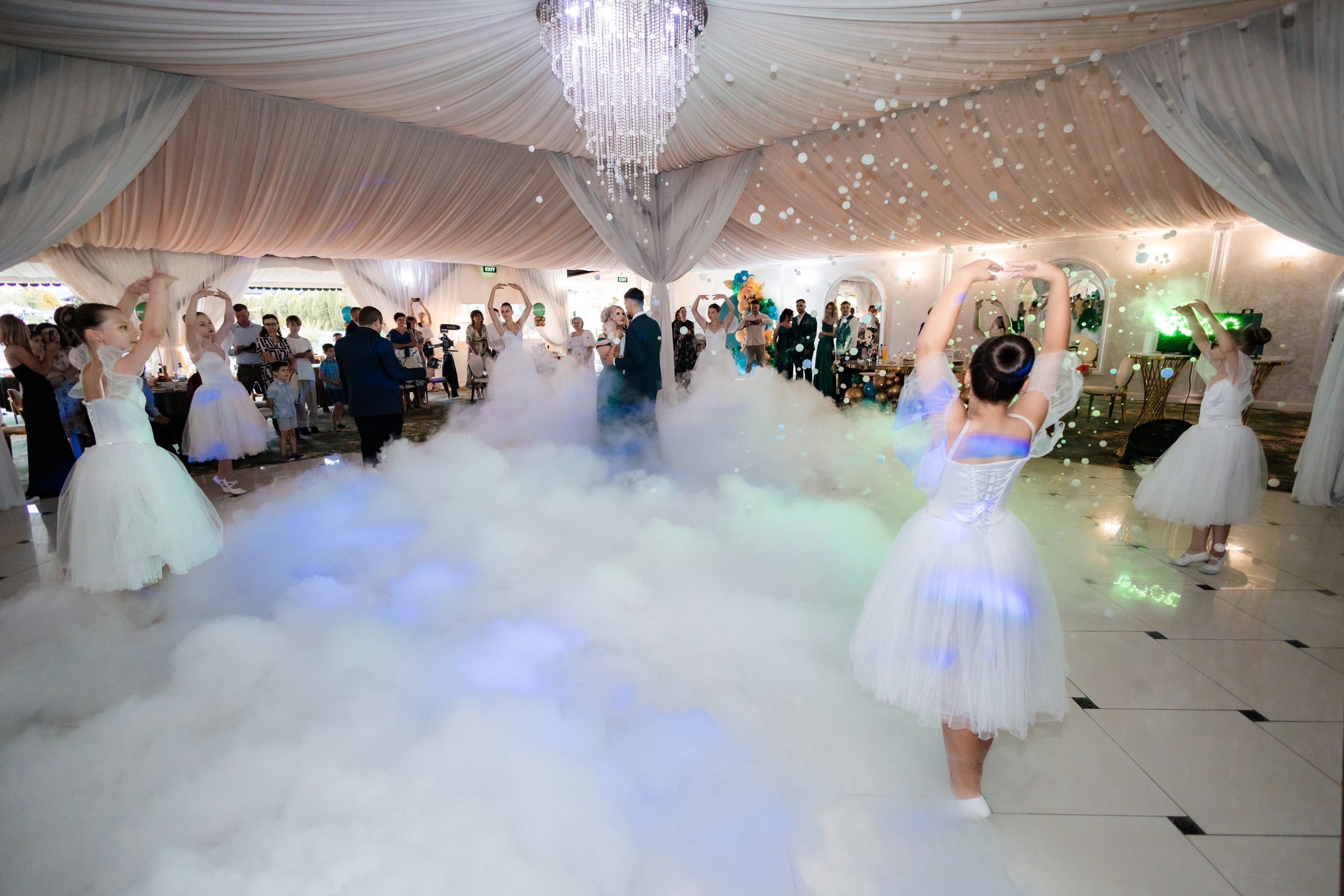 • botez Adam George Botoșani fotograf botez biserica Ziua Crucii AlinoFotoStudio • slujba botez ortodox Botoșani copil cristelniță emoție familie fotograf profesionist • moment scufundare botez biserica Ziua Crucii Botoșani fotograf botez natural • fotograf botez Botoșani copil în brațele nașilor emoții autentice • detalii botez lumânare trusou biserică Ziua Crucii fotograf AlinoFotoStudio • portret copil botez Adam George lumină naturală biserică Botoșani • familie la botez Botoșani momente emoționante biserică fotograf eveniment • preot slujbă botez Botoșani cadre autentice religioase fotografie profesională • mirungere botez ortodox Botoșani fotograf poveste botez • copil după botez în prosop alb emoție pură fotograf botez Botoșani petrecere botez Imperia Cucorani Botoșani decor elegant fotograf eveniment • dans invitați botez Adam George atmosferă veselă Imperia Cucorani • candy bar botez Botoșani detalii dulciuri Imperia Cucorani fotograf • tort botez Adam George moment tăiere tort petrecere Botoșani • familie și invitați la botez Imperia Cucorani cadre naturale emoționale • decor sală botez Imperia Cucorani Botoșani aranjamente elegante • copil botez la petrecere cadre naturale fotograf Botoșani • fotograf botez Botoșani momente spontane invitați petrecere • lumină ambientală petrecere botez Imperia Cucorani fotograf profesionist • atmosferă de seară botez Botoșani distracție și emoție • fotograf botez Botoșani AlinoFotoStudio poveste prin fotografie • fotograf profesionist botez Moldova Botoșani Suceava Iași Neamț • amintiri botez copil fotografii naturale emoții autentice • album botez copil fotografie profesională eveniment religios • fotograf evenimente Botoșani botez cadre autentice și luminoase • Alin Chirilă fotograf botez Botoșani Adam George biserica Ziua Crucii • Alin Chirilă fotograf profesionist botez copil Botoșani momente emoționante • Alin Chirilă fotograf evenimente Botoșani slujbă botez cadru autentic • Alin Chirilă fotograf botez ortodox copil cristelniță Botoșani • Alin Chirilă fotograf familie botez copil emoții reale și naturale • Alin Chirilă fotograf Botoșani portret copil botez lumină naturală • Alin Chirilă fotograf detalii botez trusou lumânare biserică • Alin Chirilă fotograf momente religioase botez Botoșani autentic • Alin Chirilă fotograf copil după botez emoție pură familie • Alin Chirilă fotograf cadre naturale botez copil Botoșani • Alin Chirilă fotograf petrecere botez Imperia Cucorani atmosferă elegantă • Alin Chirilă fotograf Botoșani dans invitați botez copil Adam George • Alin Chirilă fotograf tort botez moment special petrecere Botoșani • Alin Chirilă fotograf candy bar botez detalii elegante Imperia Cucorani • Alin Chirilă fotograf familie și invitați petrecere botez Botoșani • Alin Chirilă fotograf decor sală botez Imperia Cucorani eveniment premium • Alin Chirilă fotograf cadre spontane petrecere botez copil • Alin Chirilă fotograf atmosferă de seară botez Botoșani • Alin Chirilă fotograf emoții și distracție petrecere botez • Alin Chirilă fotograf evenimente copil botez Imperia Cucorani Alin Chirilă fotograf botez Moldova Botoșani Iași Suceava Neamț • Alin Chirilă fotograf profesionist botez copil nordul Moldovei • Alin Chirilă fotograf evenimente familie botez cadre autentice • Alin Chirilă fotograf povestitor prin fotografie botez copil • Alin Chirilă fotograf portofoliu botez Botoșani imagini naturale • Alin Chirilă fotograf servicii botez copil fotografii emoționale • Alin Chirilă fotograf amintiri botez copil cadre luminoase • Alin Chirilă fotograf botez copil stil natural și elegant