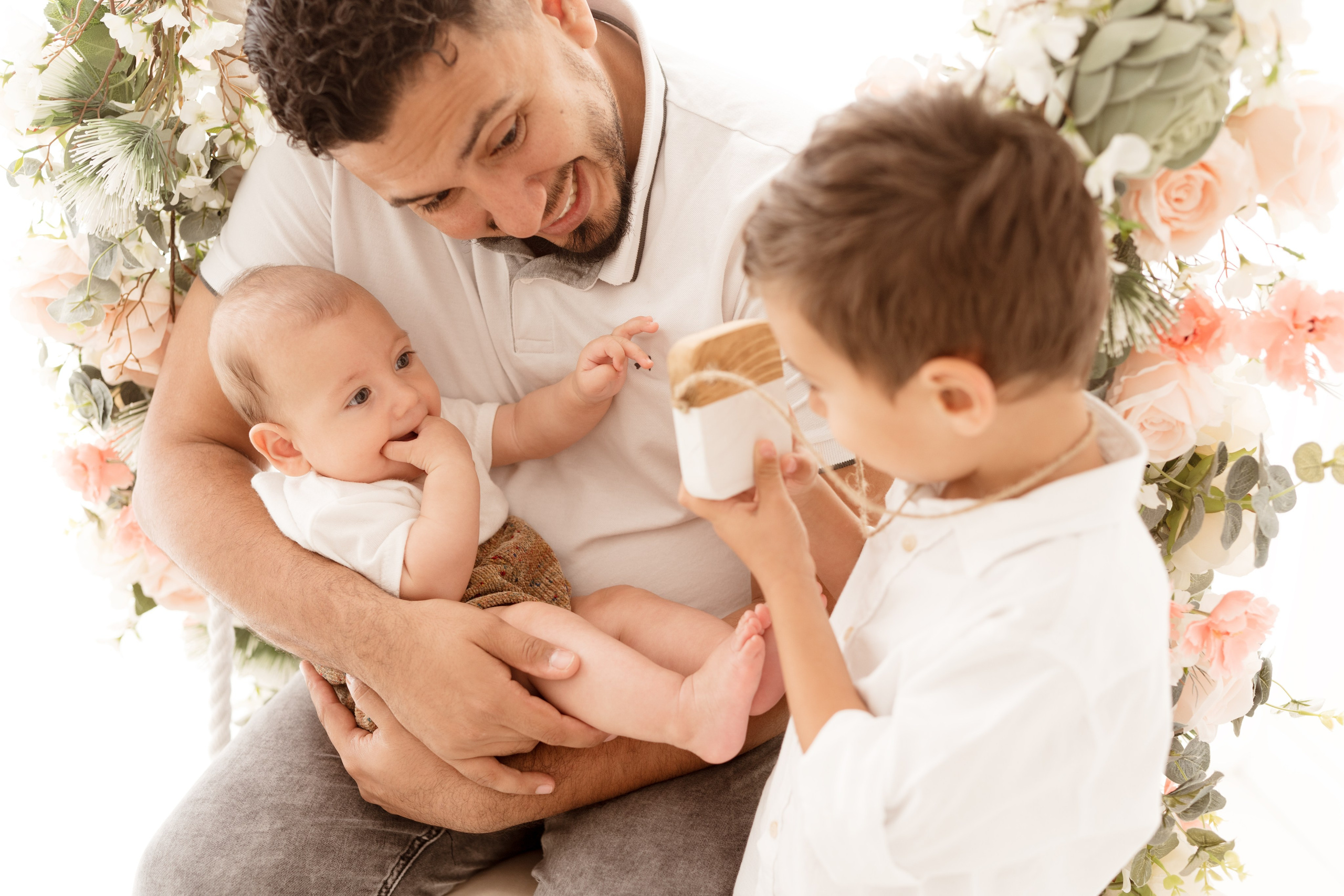 Fotograf rodzinny w Łodzi. Fotograf Łódź - sesja ciążowa, noworodkowa, dziecięca. Studio w Łodzi