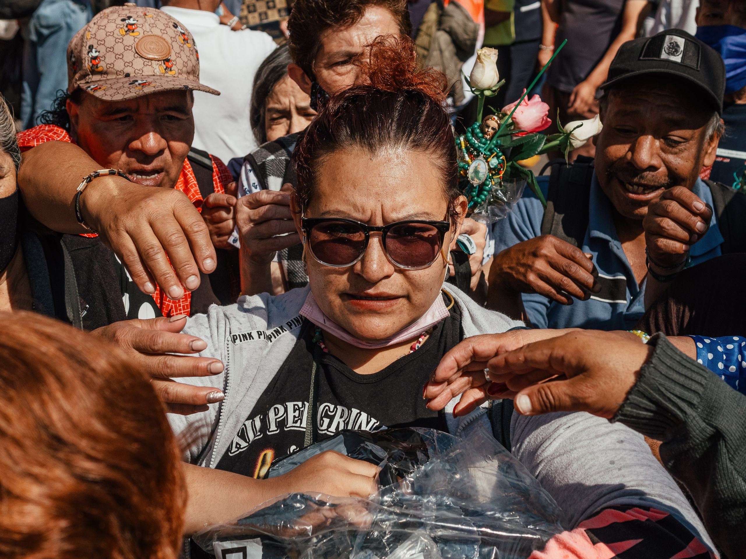 Celebration of St. Jude Thaddeus in the Church of St. Hippolytus and St. Cassian, Hidalgo, CDMX, Mexico. Federico Borobio, street and documentary photography.
