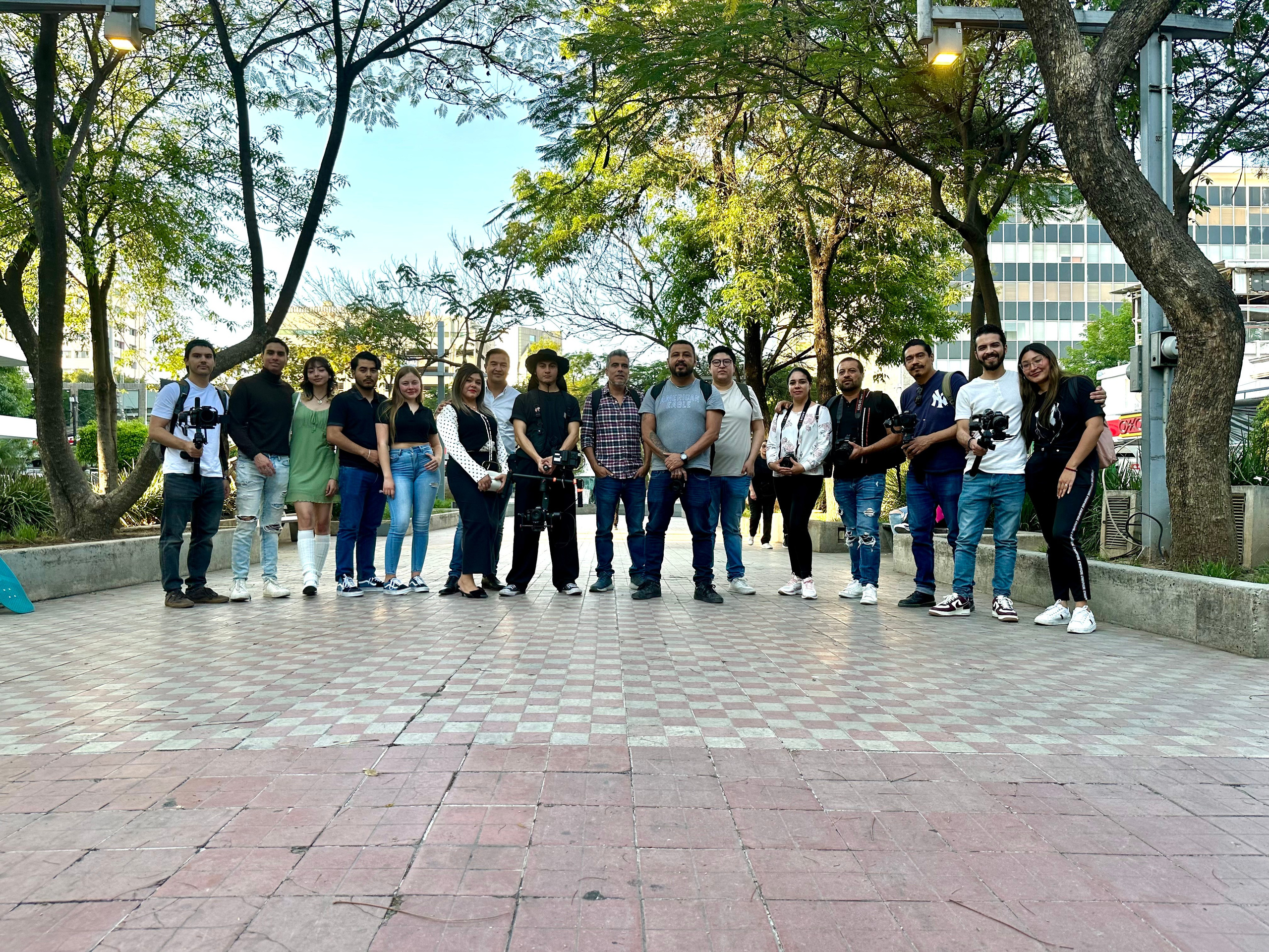 Workshops y Cursos de Video de Boda. Wedding Photographer and Filmmaker in Guadalajara Mexico Abraham Linares