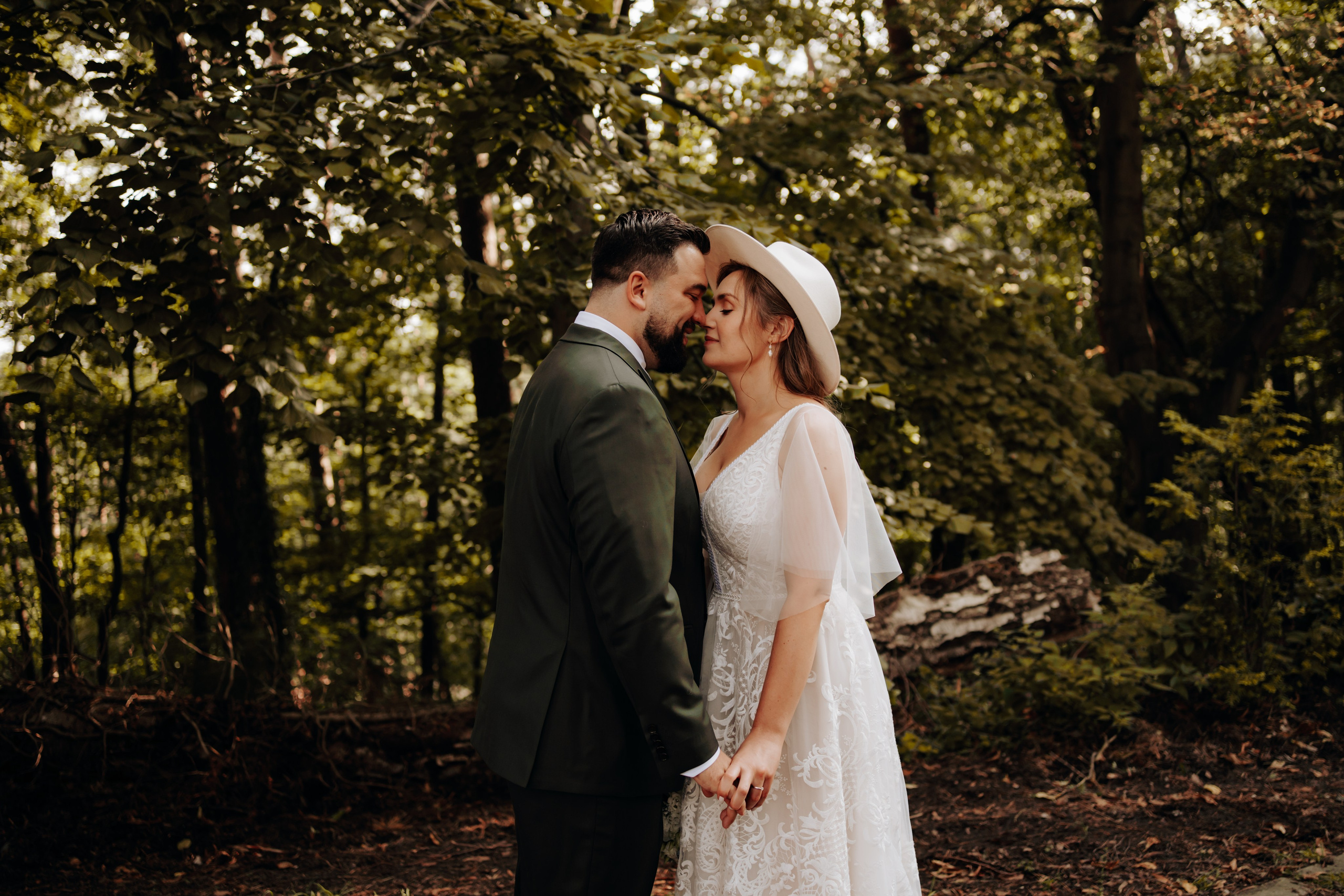 Fotograf ślubny Gdańsk - naturalny reportaż ślubny, sesja narzeczeńska, sesja ślubna, zaręczyny. Zdjęcia pełne dobrych emocji. Fotograf ślubny & lifestyle Gdańsk, Karolina Baczewska