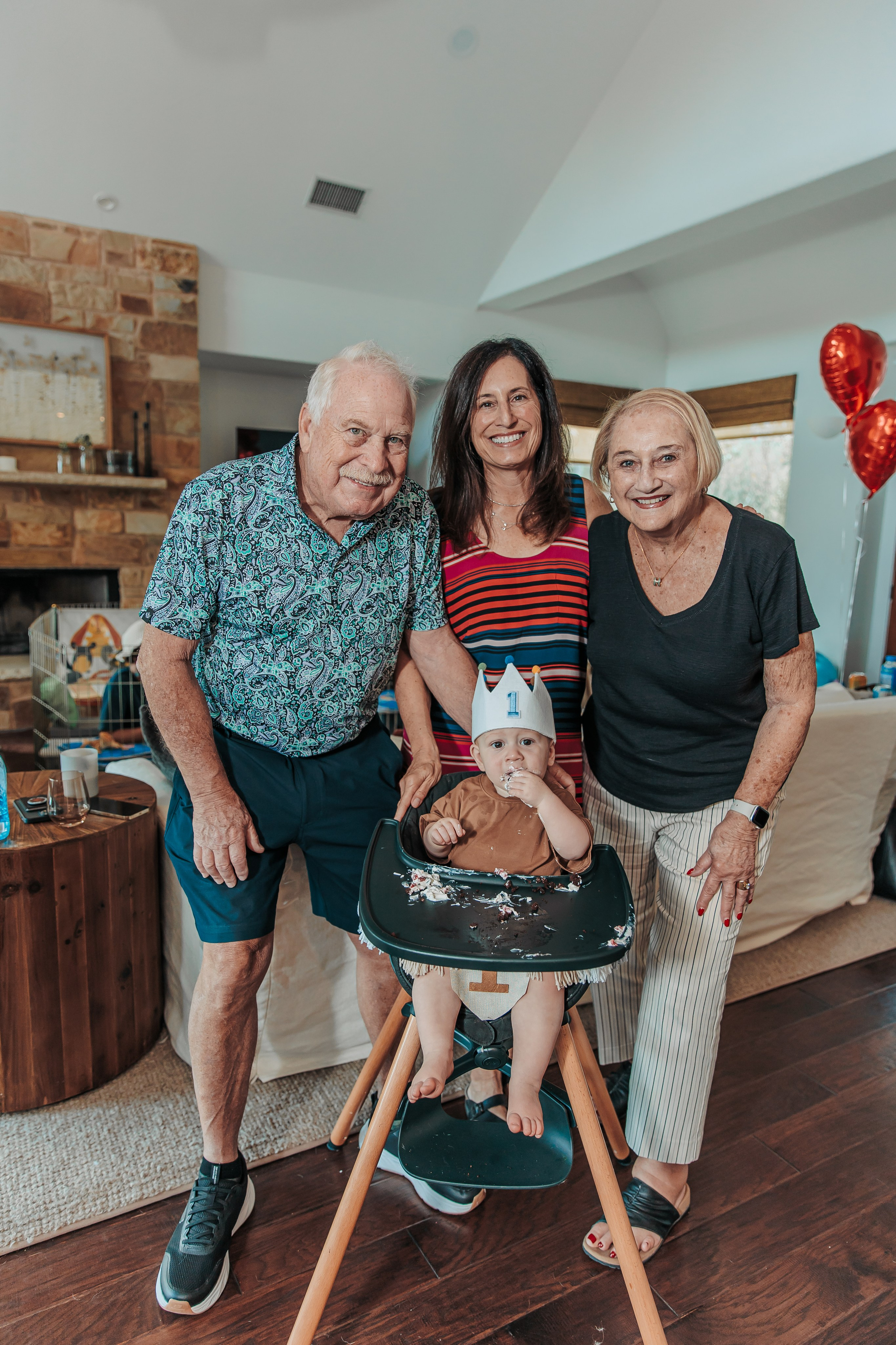 HAWK’S 1ST BIRTHDAY. AUSTIN, TEXAS. A FRIENDS AND FAMILY GATHERING. Professional Photography in Austin, TX — Family, Newborn, Maternity