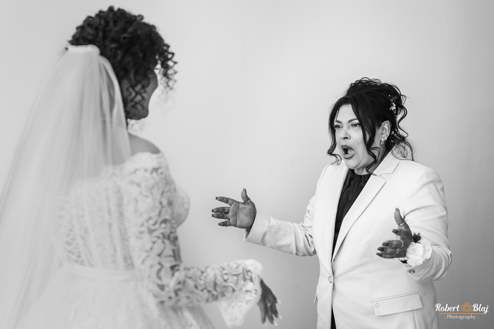 Veronica & Sebastian. Robert Blaj - Fotograf Nuntă Iași