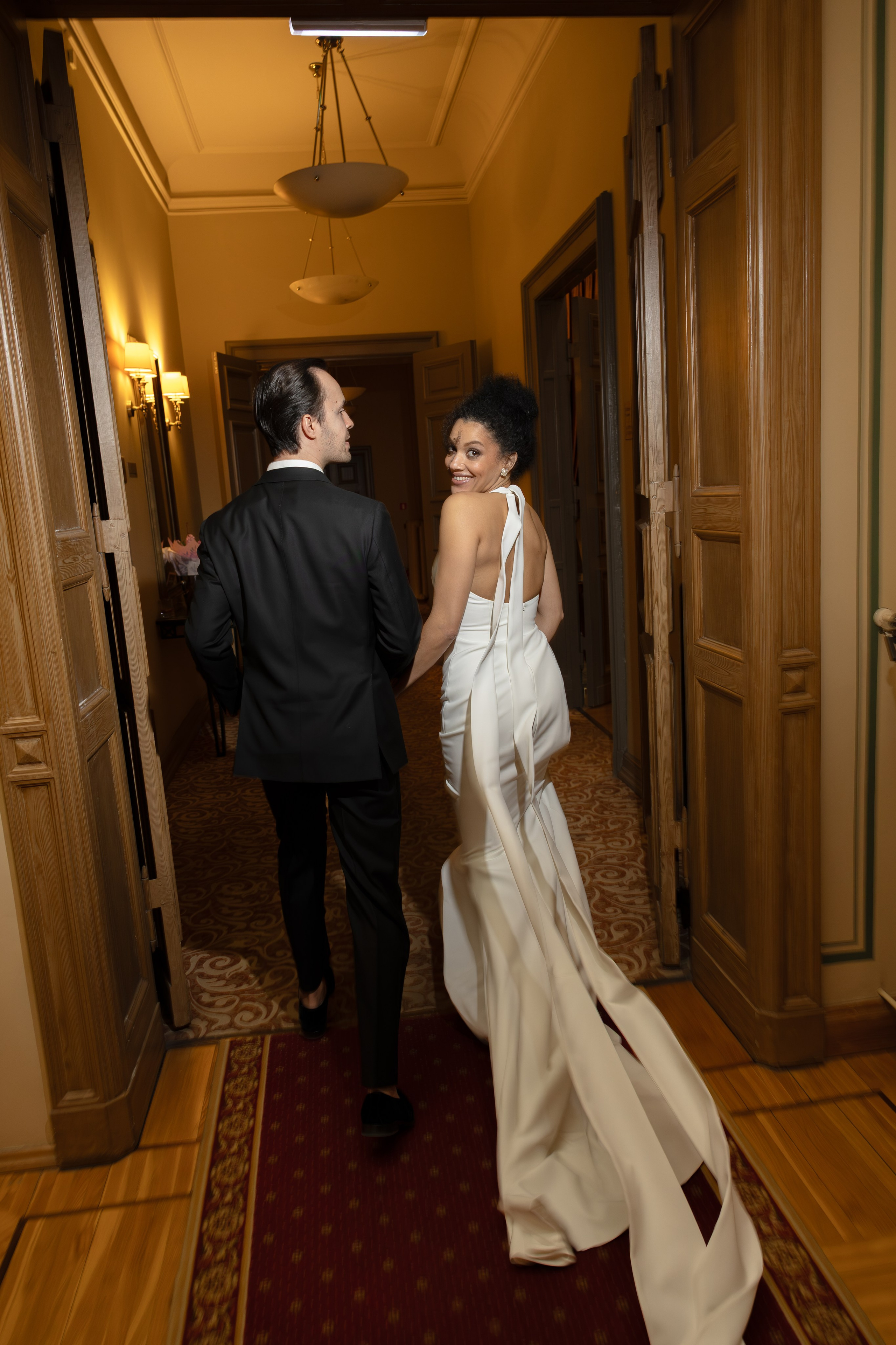 Portrait Family Wedding Photographer in Madrid & Europe