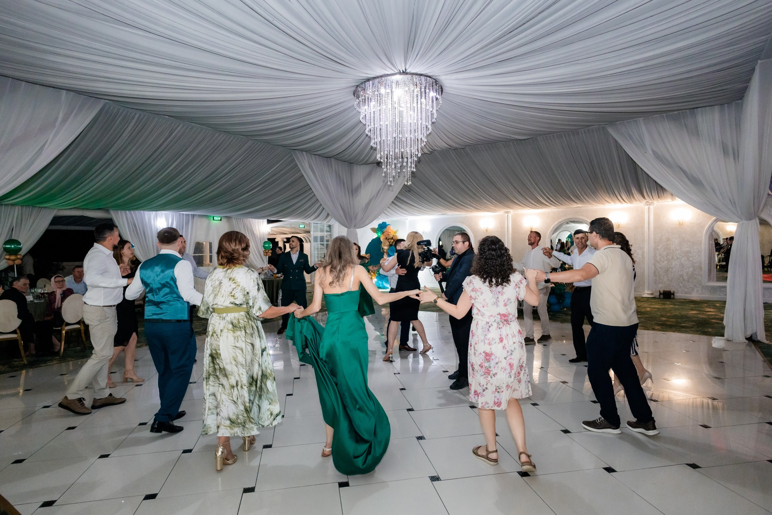 • botez Adam George Botoșani fotograf botez biserica Ziua Crucii AlinoFotoStudio • slujba botez ortodox Botoșani copil cristelniță emoție familie fotograf profesionist • moment scufundare botez biserica Ziua Crucii Botoșani fotograf botez natural • fotograf botez Botoșani copil în brațele nașilor emoții autentice • detalii botez lumânare trusou biserică Ziua Crucii fotograf AlinoFotoStudio • portret copil botez Adam George lumină naturală biserică Botoșani • familie la botez Botoșani momente emoționante biserică fotograf eveniment • preot slujbă botez Botoșani cadre autentice religioase fotografie profesională • mirungere botez ortodox Botoșani fotograf poveste botez • copil după botez în prosop alb emoție pură fotograf botez Botoșani petrecere botez Imperia Cucorani Botoșani decor elegant fotograf eveniment • dans invitați botez Adam George atmosferă veselă Imperia Cucorani • candy bar botez Botoșani detalii dulciuri Imperia Cucorani fotograf • tort botez Adam George moment tăiere tort petrecere Botoșani • familie și invitați la botez Imperia Cucorani cadre naturale emoționale • decor sală botez Imperia Cucorani Botoșani aranjamente elegante • copil botez la petrecere cadre naturale fotograf Botoșani • fotograf botez Botoșani momente spontane invitați petrecere • lumină ambientală petrecere botez Imperia Cucorani fotograf profesionist • atmosferă de seară botez Botoșani distracție și emoție • fotograf botez Botoșani AlinoFotoStudio poveste prin fotografie • fotograf profesionist botez Moldova Botoșani Suceava Iași Neamț • amintiri botez copil fotografii naturale emoții autentice • album botez copil fotografie profesională eveniment religios • fotograf evenimente Botoșani botez cadre autentice și luminoase • Alin Chirilă fotograf botez Botoșani Adam George biserica Ziua Crucii • Alin Chirilă fotograf profesionist botez copil Botoșani momente emoționante • Alin Chirilă fotograf evenimente Botoșani slujbă botez cadru autentic • Alin Chirilă fotograf botez ortodox copil cristelniță Botoșani • Alin Chirilă fotograf familie botez copil emoții reale și naturale • Alin Chirilă fotograf Botoșani portret copil botez lumină naturală • Alin Chirilă fotograf detalii botez trusou lumânare biserică • Alin Chirilă fotograf momente religioase botez Botoșani autentic • Alin Chirilă fotograf copil după botez emoție pură familie • Alin Chirilă fotograf cadre naturale botez copil Botoșani • Alin Chirilă fotograf petrecere botez Imperia Cucorani atmosferă elegantă • Alin Chirilă fotograf Botoșani dans invitați botez copil Adam George • Alin Chirilă fotograf tort botez moment special petrecere Botoșani • Alin Chirilă fotograf candy bar botez detalii elegante Imperia Cucorani • Alin Chirilă fotograf familie și invitați petrecere botez Botoșani • Alin Chirilă fotograf decor sală botez Imperia Cucorani eveniment premium • Alin Chirilă fotograf cadre spontane petrecere botez copil • Alin Chirilă fotograf atmosferă de seară botez Botoșani • Alin Chirilă fotograf emoții și distracție petrecere botez • Alin Chirilă fotograf evenimente copil botez Imperia Cucorani Alin Chirilă fotograf botez Moldova Botoșani Iași Suceava Neamț • Alin Chirilă fotograf profesionist botez copil nordul Moldovei • Alin Chirilă fotograf evenimente familie botez cadre autentice • Alin Chirilă fotograf povestitor prin fotografie botez copil • Alin Chirilă fotograf portofoliu botez Botoșani imagini naturale • Alin Chirilă fotograf servicii botez copil fotografii emoționale • Alin Chirilă fotograf amintiri botez copil cadre luminoase • Alin Chirilă fotograf botez copil stil natural și elegant