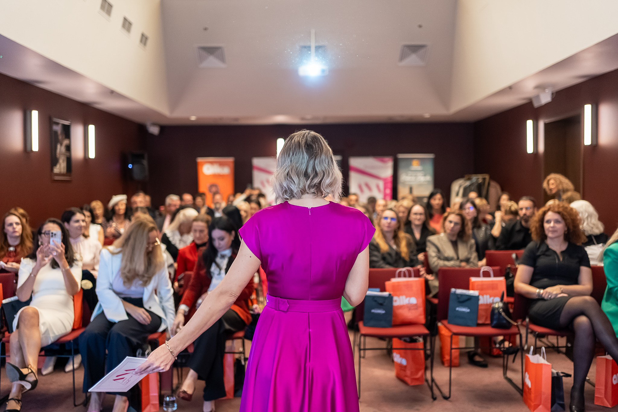 Eu sunt Ana — Editia 26. Wedding and Event Photographer— Bucharest, Romania