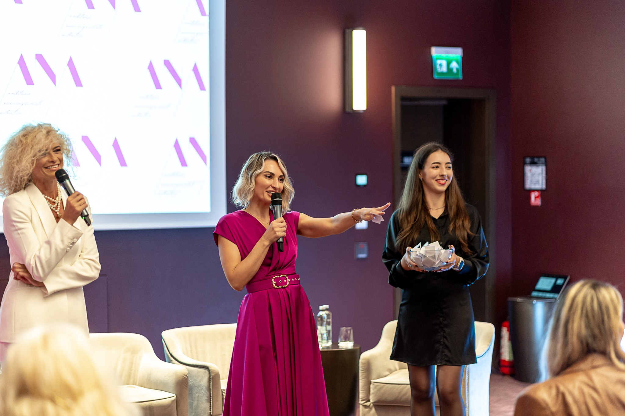 Eu sunt Ana — Editia 26. Wedding and Event Photographer— Bucharest, Romania