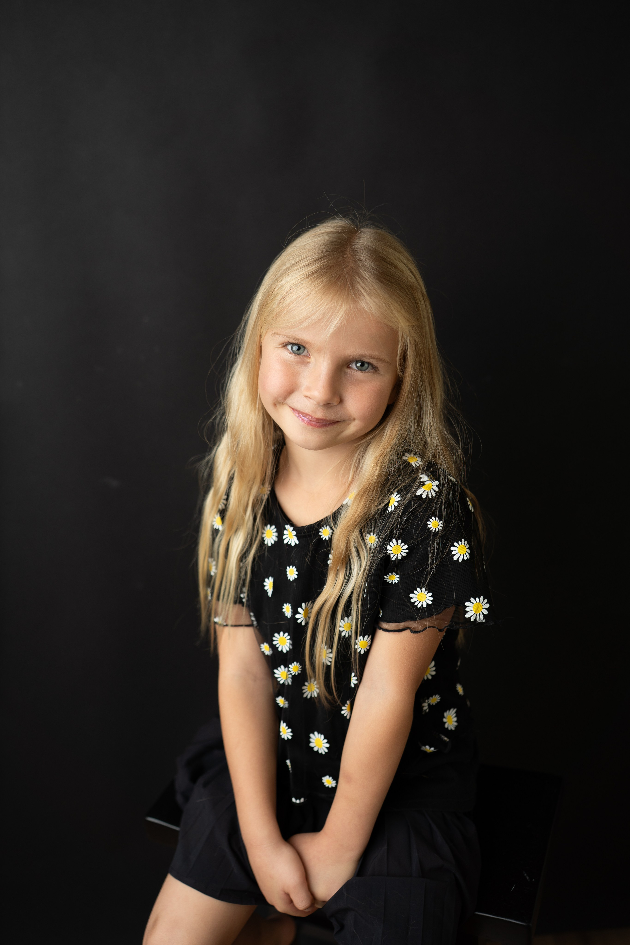 Kids in studio. Maternity, family and newborn photography in San Francisco Bay Area