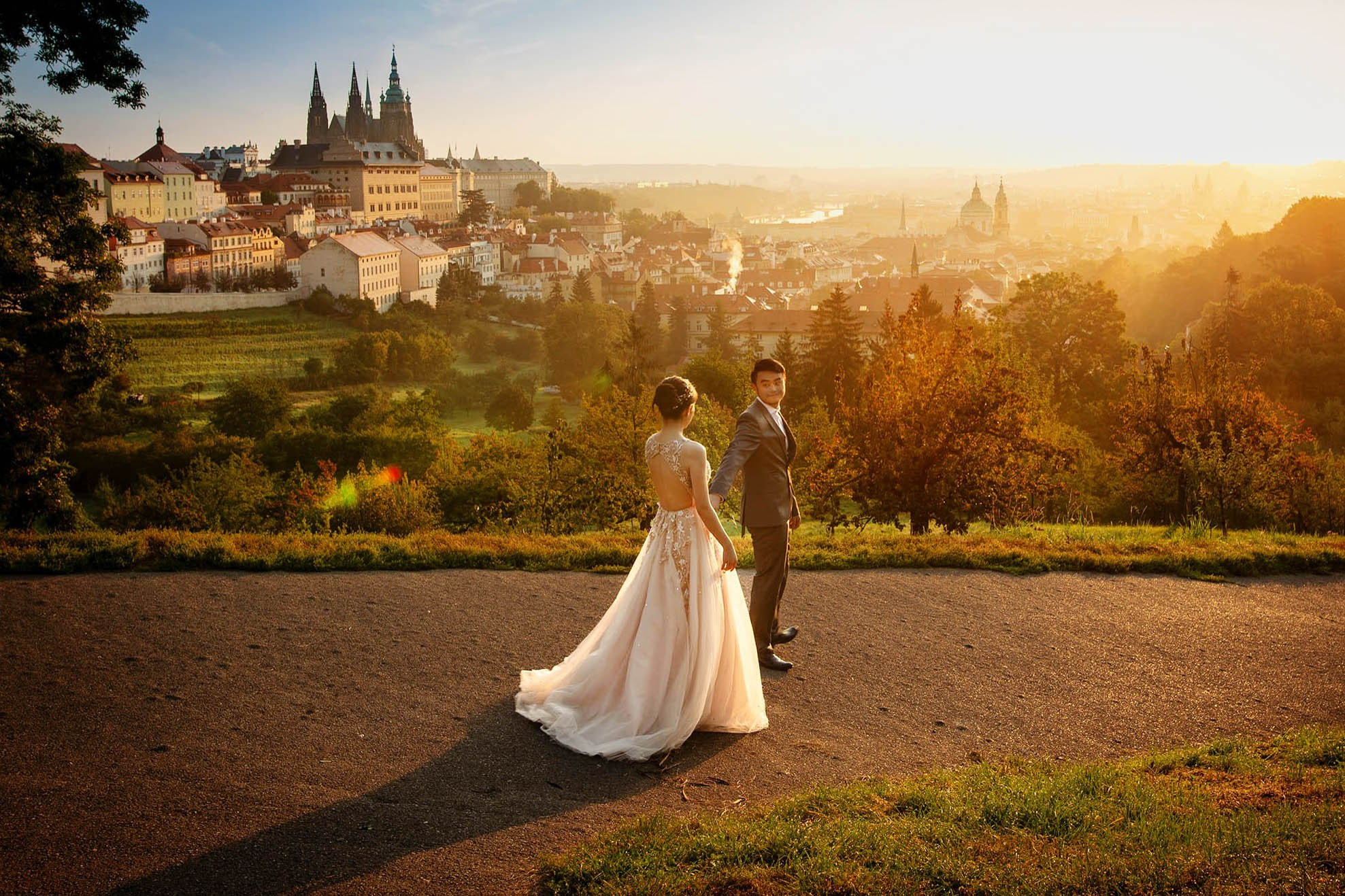 Kurt Vinion | Prague Engagement & Pre-Wedding Photographer