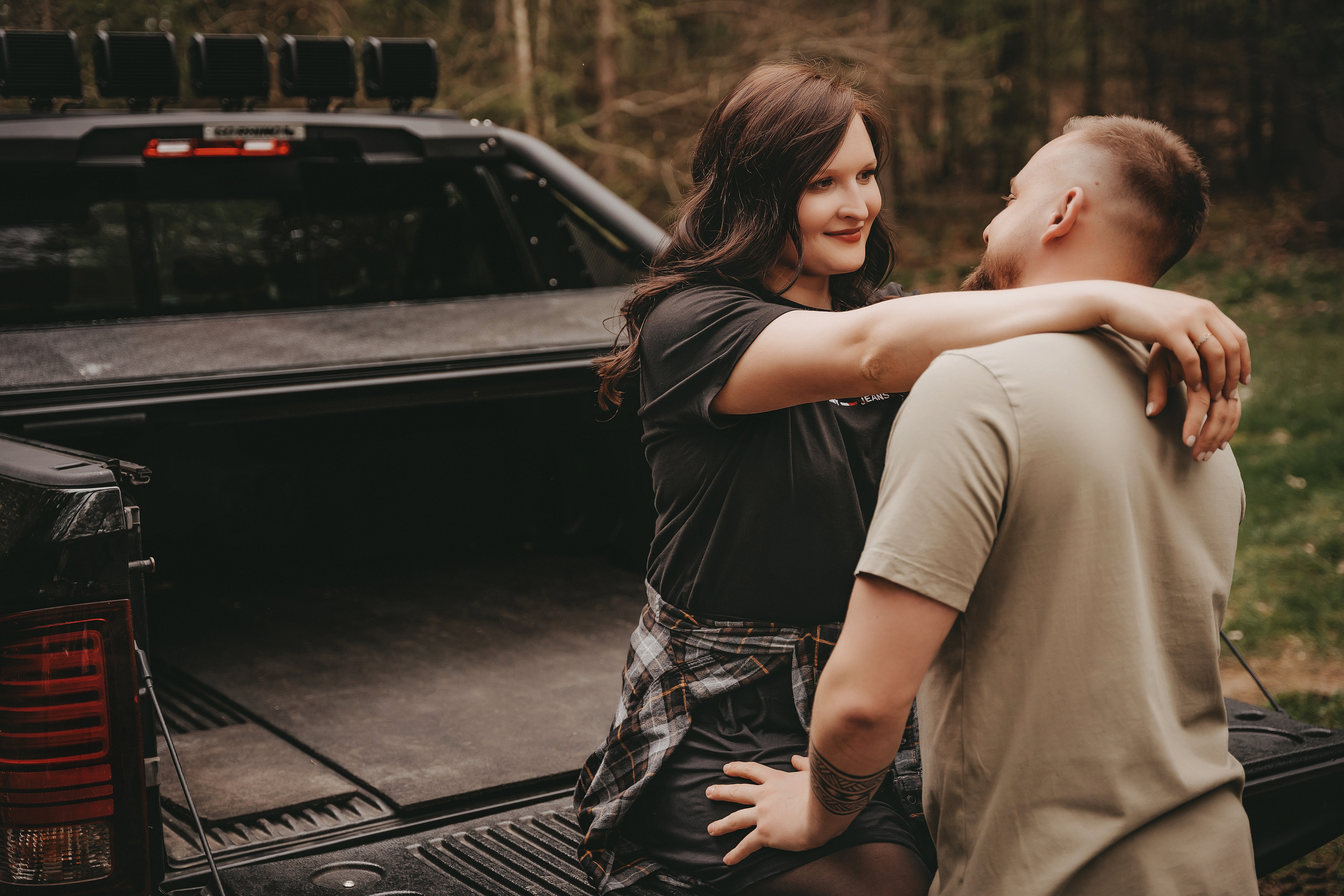 Paarshooting Jess und Phil. Portraitfotografie in Gründau Elena Ohnstedt