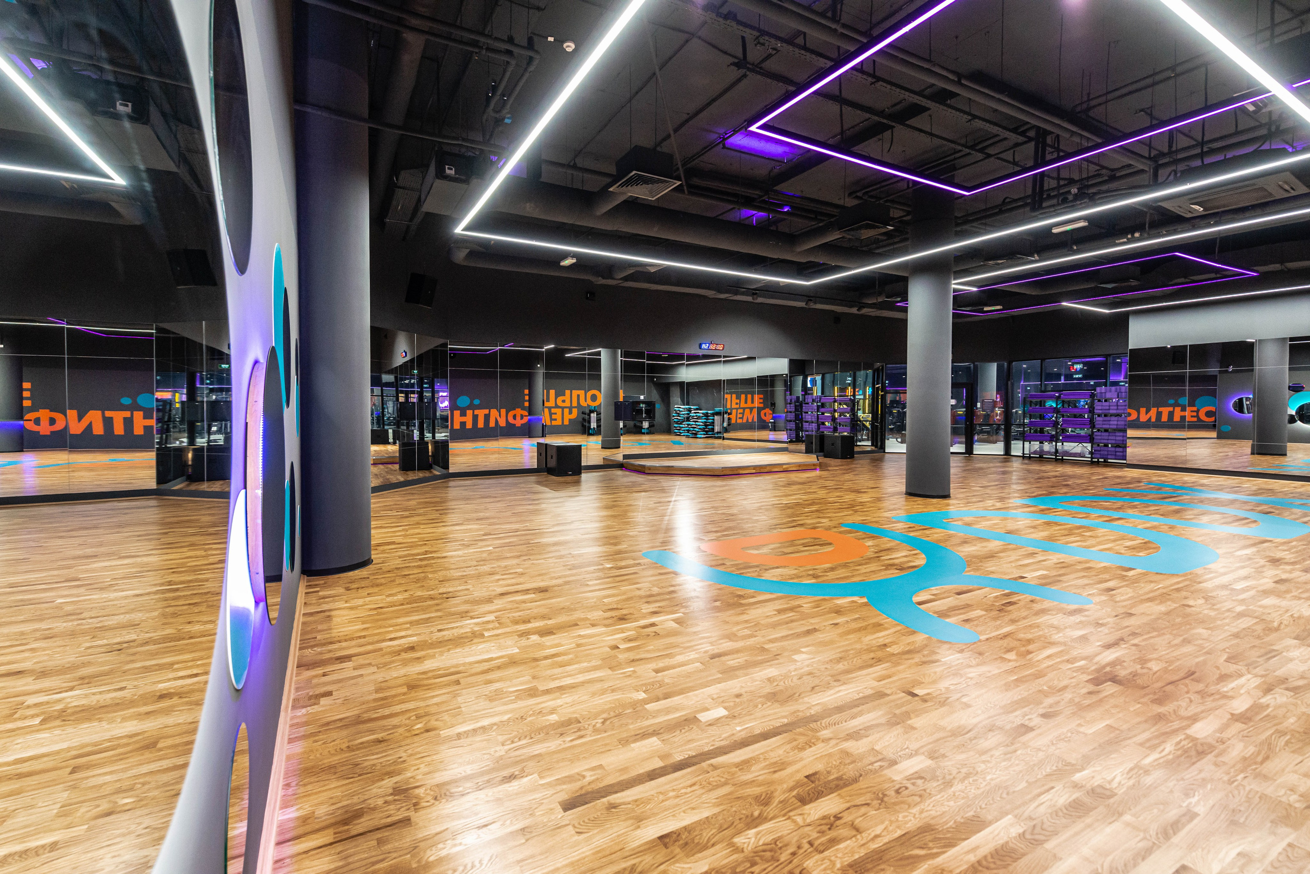 DDX Fitness на Хорошёвском шоссе. PHOTOGRAPHER QUINTANA ROO