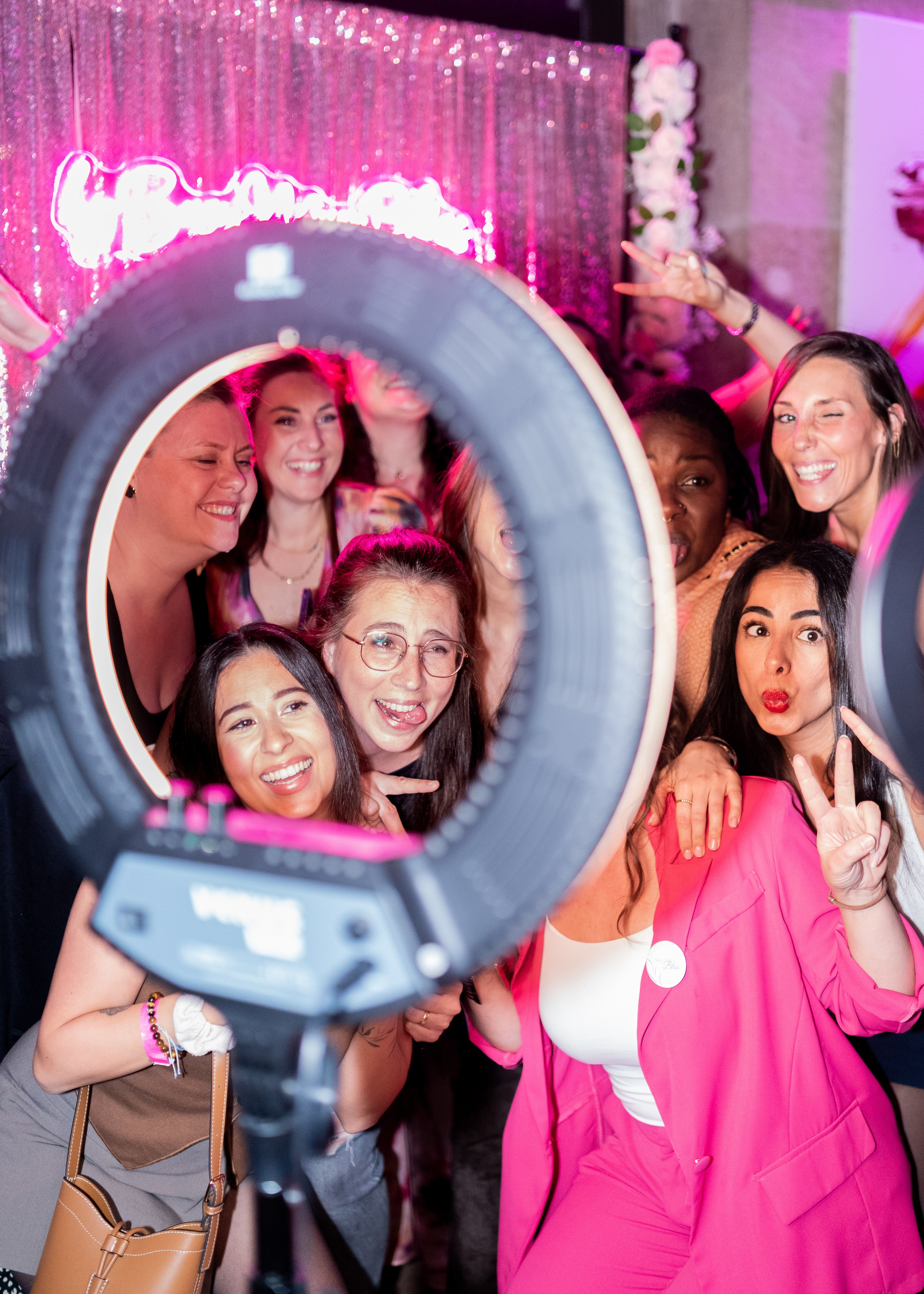 Soirée « Give Mama a Drink » aux Halles de l’Île – Photographe d’événements à Genève, Eugenia Andres. Photographe à Genève - Eugenia Andres