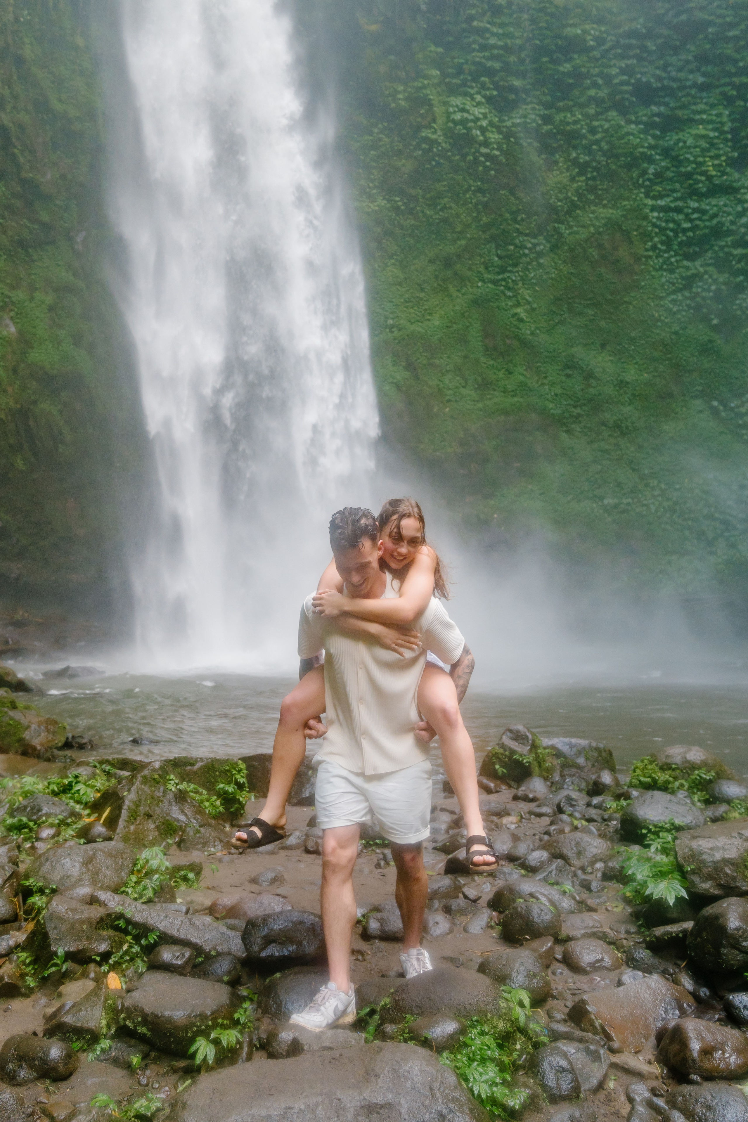 Sureprise marriage proposal. Female Photographer in Bali
