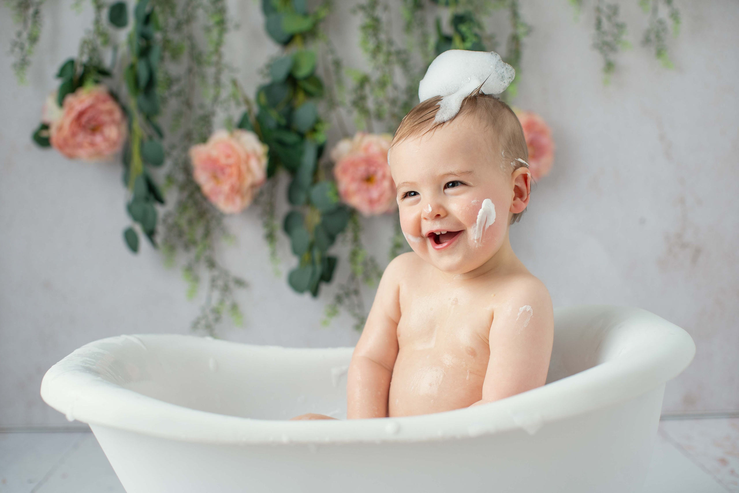 Cake Smash Baby Photoshoot Hills Disctrict Sydney, family photographer