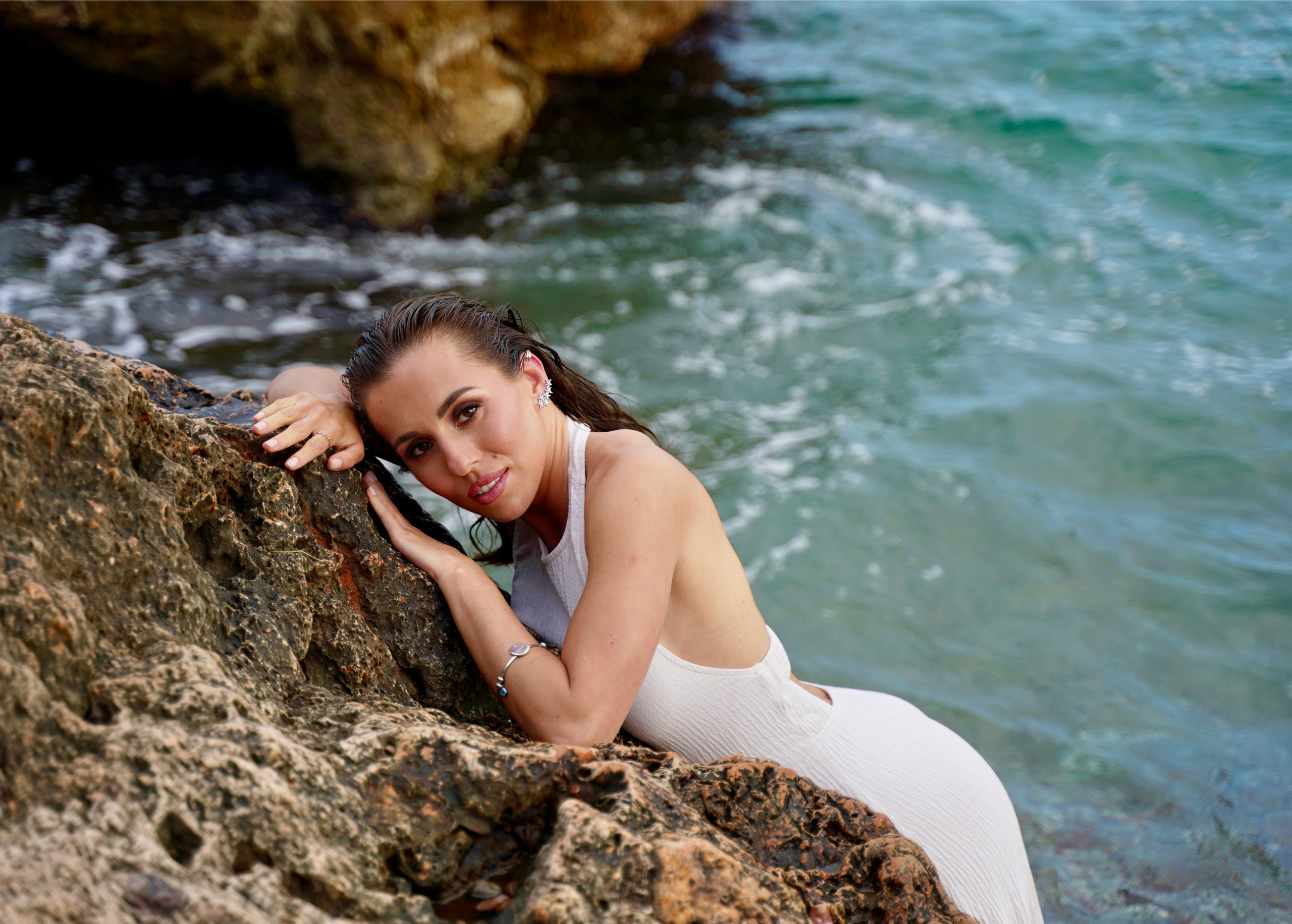 Irina photographer based in Antalya. Available for photoshoots in Kemer, Belek, Side, Bodrum, Kaş, and Fethiye