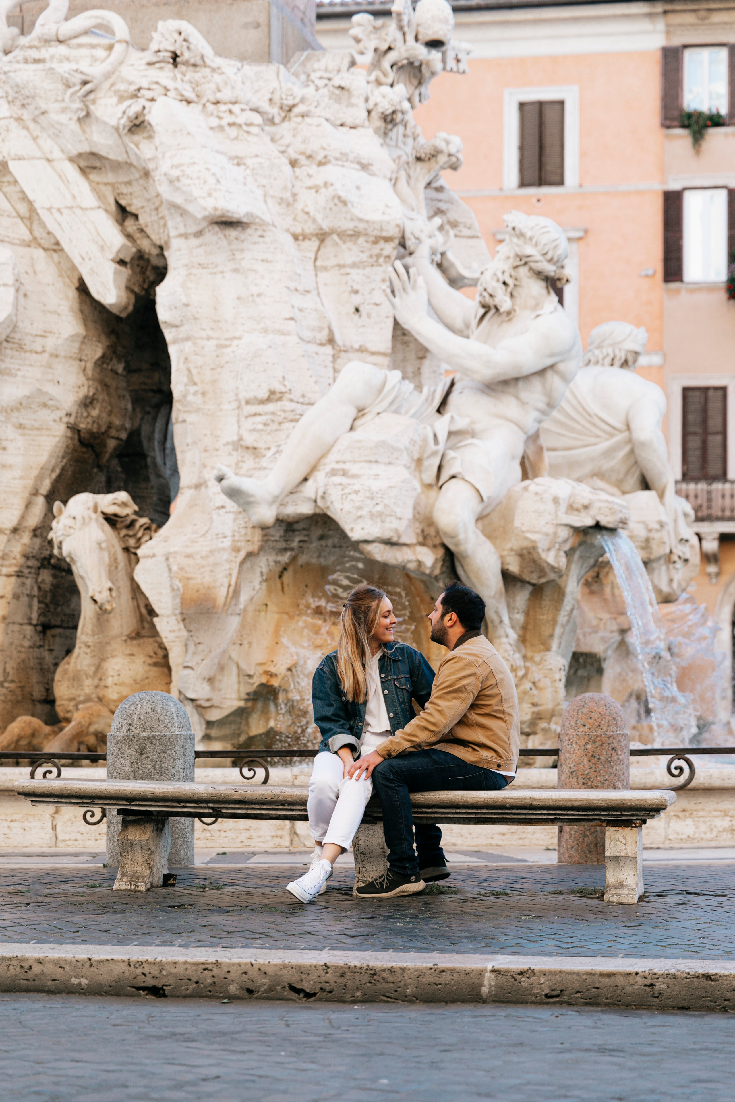 The Roman Streets. Photographer in Rome