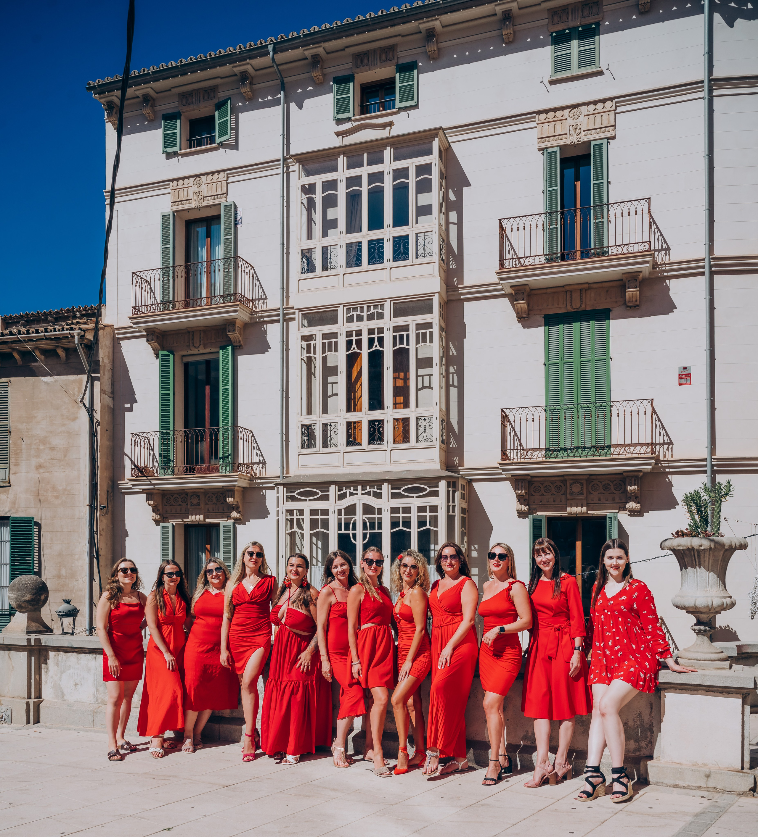 Ladys in red. Фотограф у Пальма де Майорка