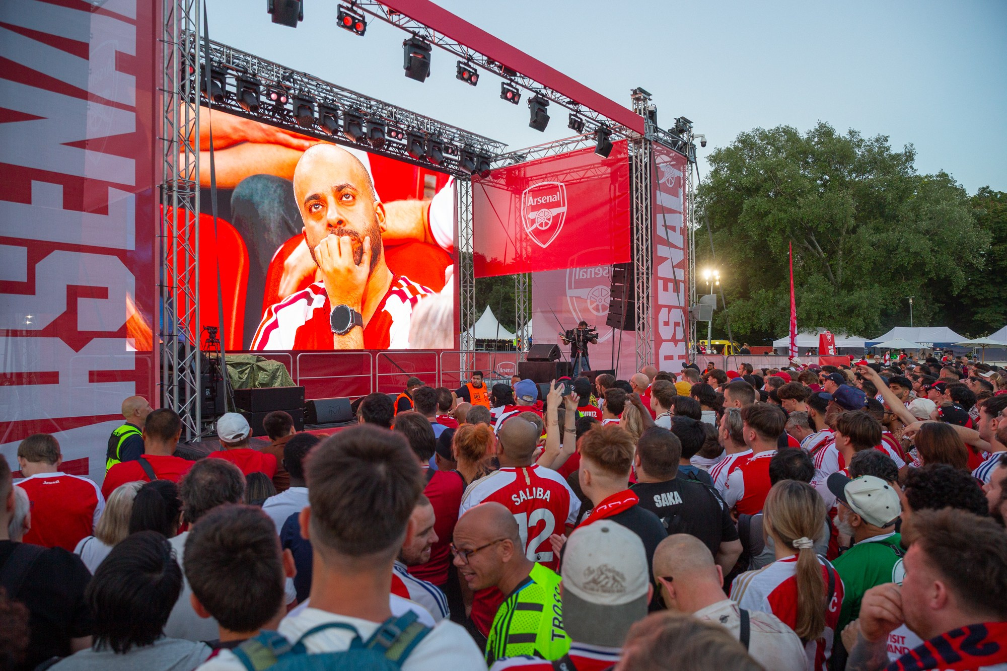 UEFA Champions League Final. Arsenal vs PSG. Budapest 2026. Arsenal Fan Zone. Photographer in Budapest — Yura Knyazev