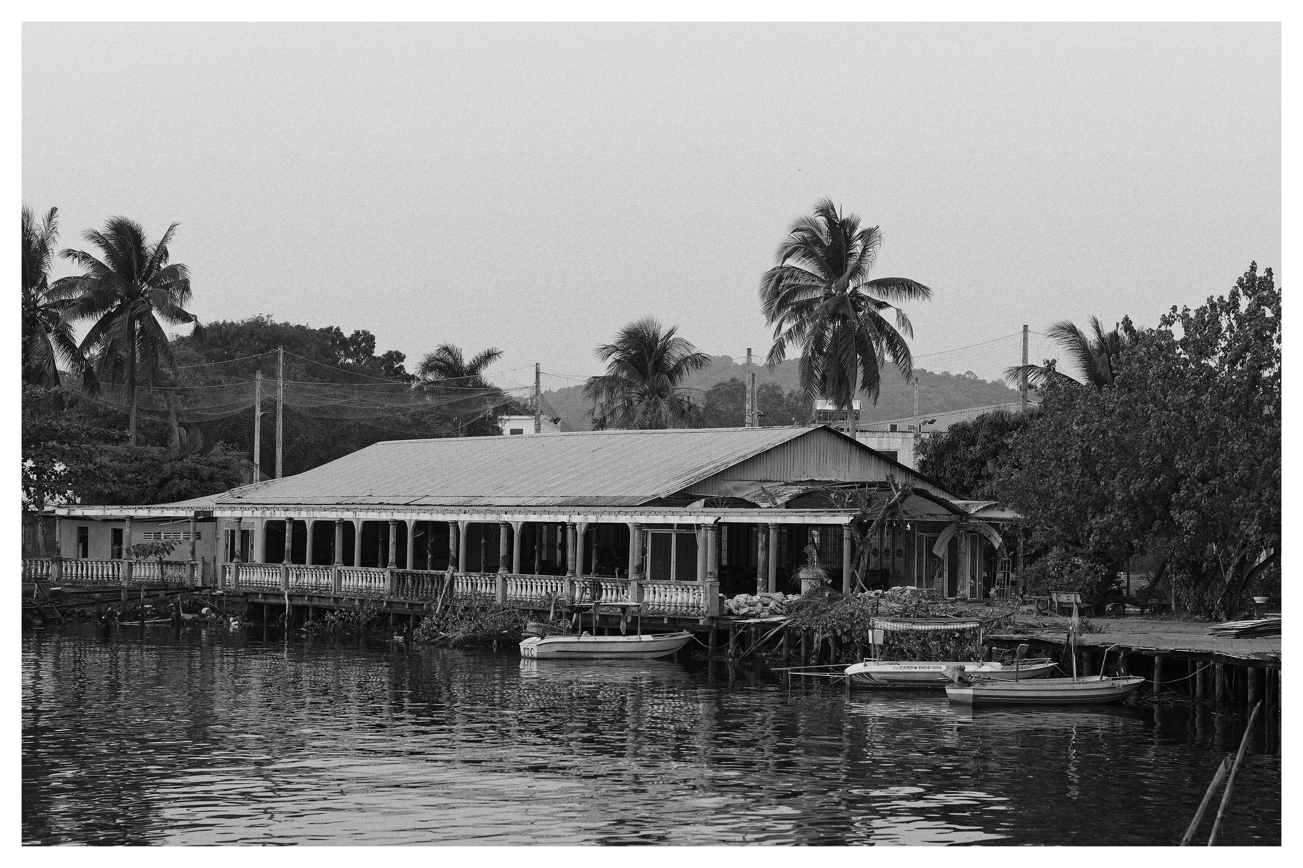 The Life of the Others | Phú Quốc 🇻🇳 |📍Vietnam. 中国街头摄影 | The Streets of China Through My Eyes | 深圳