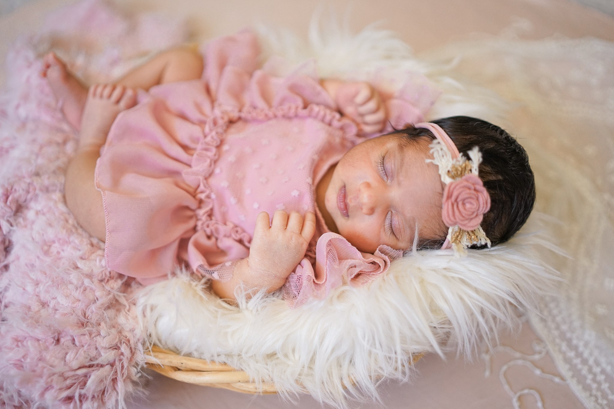 Posed Newborn. Maternity, family and newborn photography in San Francisco Bay Area