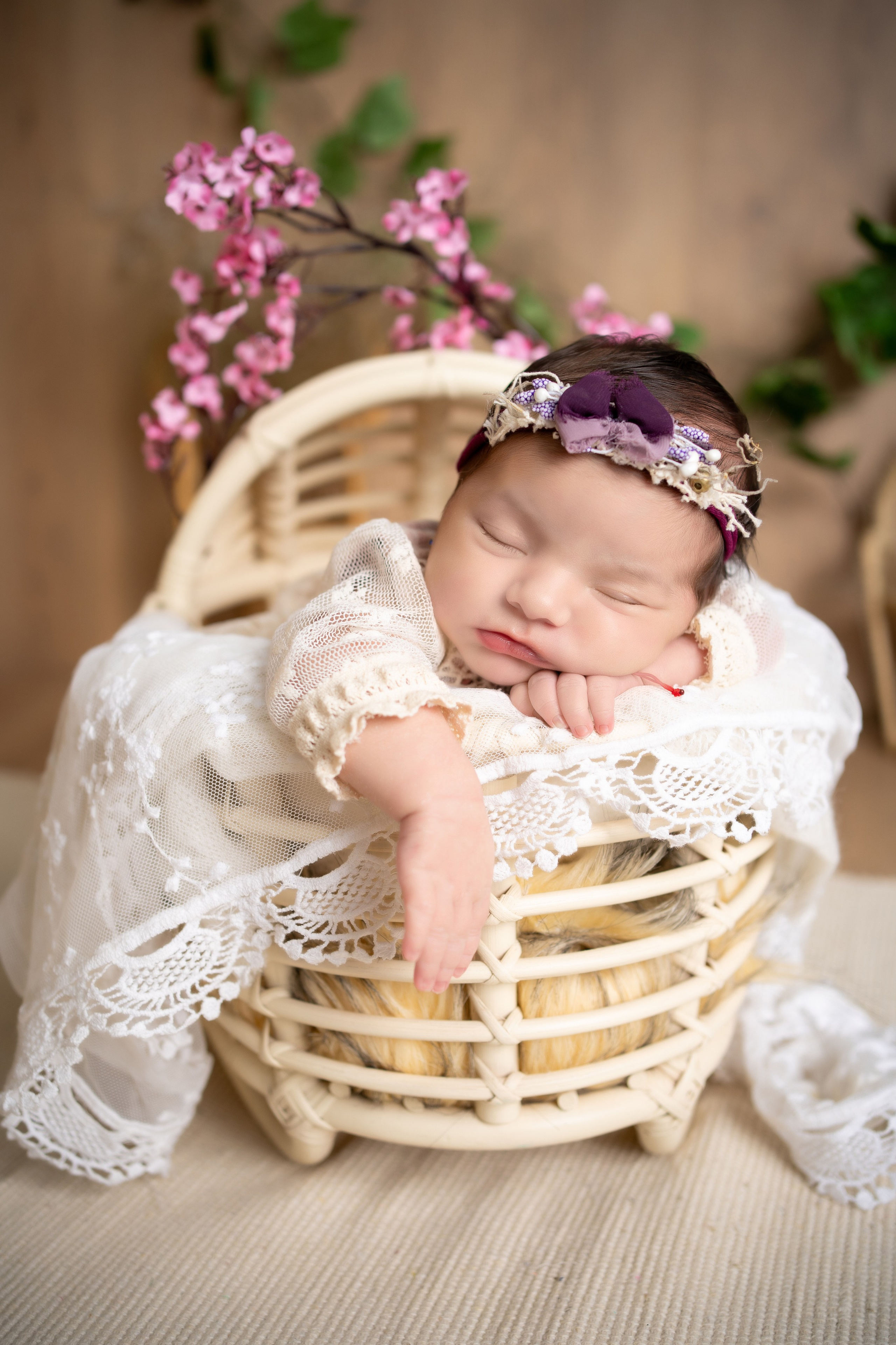 NEWBORN. BabyBumpbyCristinaH
