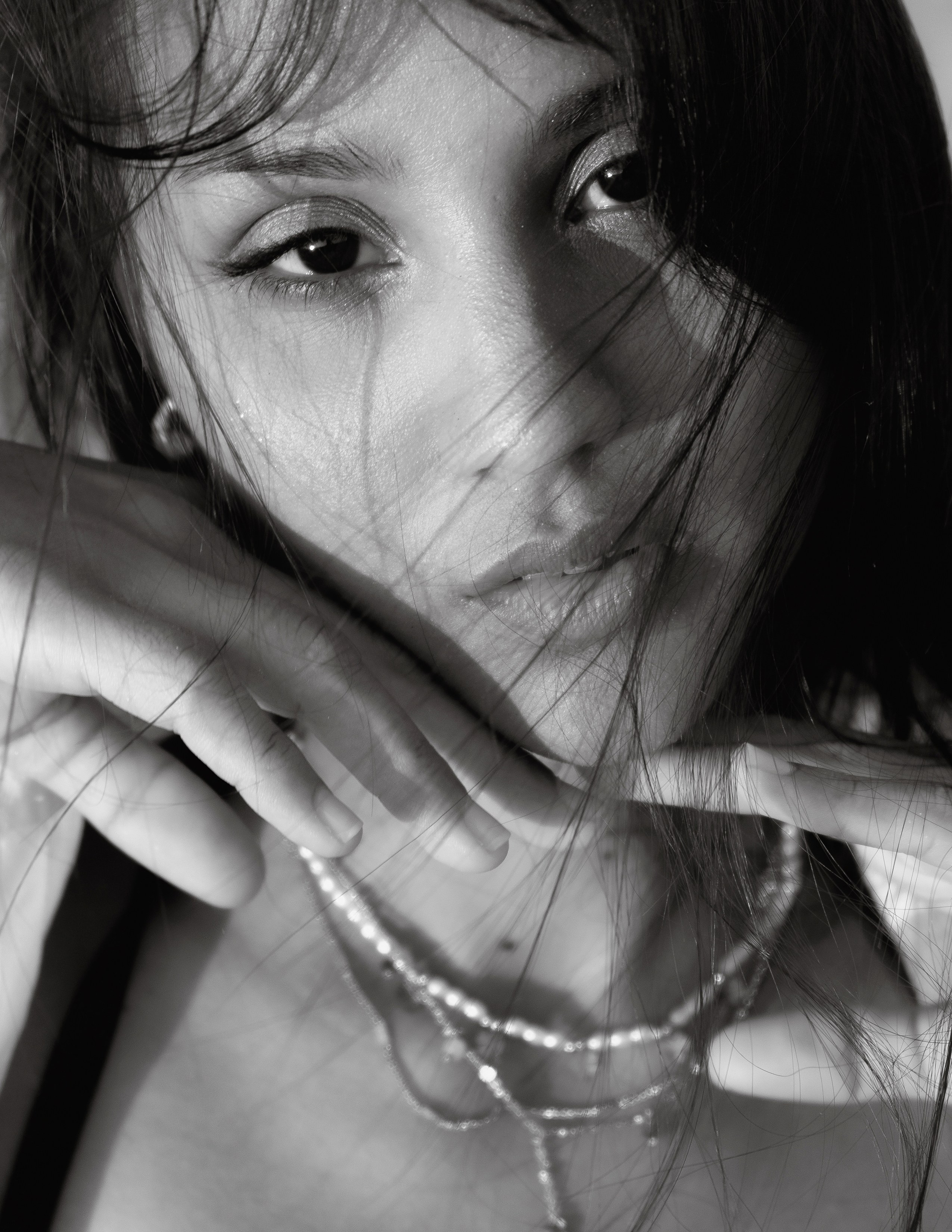 Romantic Portrait by the Sea: Sunset Shoot in Guardamar — Photographer Andrey Lukovnikov