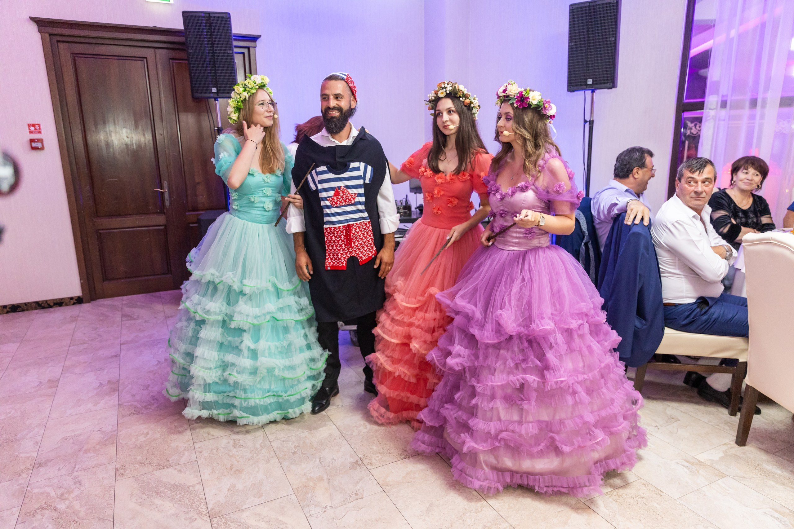 fotograf botez , fotografie botez Botoșani, fotograf Alin Chirilă, amintiri botez, fotografii botez, botez Miruna Parascheva, fotograf copii, fotografie botez în Botoșani-alt="botez , fotografie botez Alin Chirilă, amintiri botez, fotografii emoționante botez Botoșani"-- fotografii-botez-bebelus- amintiri-botez-micuț- moment-sfânt-crestinare- fotografie-emotionanta-botez- detalii-botez-bebelusi- parinti-fericiti-la-botez- fotograf-botez-profesionist- botez-in-biserica-ortodoxa- micuț-botezat-cu-emoție- zâmbete-și-lacrimi-la-botez- bebeluș-la-cristelniță- decor-botez-colorat- botez-cu-dragoste-și-credință- emotie-pura-la-botez- fotograf-botez-botosani- botez-iasi-suceava-fotograf- amintiri-nepretuite-botez-- Preotul ținându-l pe micuțul Mathias Gabriel la botez, în biserica Înălțarea Domnului, Copălău - Detalii de la botezul lui Mathias – lumânare, trusou și icoană - Familia lui Mathias Gabriel alături de micuț, în ziua botezului - Portret emoționant cu mama și bebelușul în brațe, în biserică,fotograf profesionist evenimente Botoșani, Iași, Suceava, Fălticeni, Bacău, Pașcani, Roman - AlinoFotoStudio by Alin Chirilă - servicii foto nuntă, botez, cununie, ședințe foto creative, albume personalizate, fotografii emoționante și calitative pentru cele mai importante momente din viață,fotograf nuntă Botoșani Alin Chirilă, ședință foto botez Iași - AlinoFotoStudio, servicii fotograf profesionist evenimente Suceava, fotograf cununie civilă Fălticeni - Alin Chirilă, album foto nuntă personalizat Bacău.“Bebeluș botezat în biserică, ținut în brațe de nași” • “Detaliu cu lumânarea de botez decorată cu flori albe” • “Părinți emoționați alături de copilul lor la ceremonia de botez” • “Masa festivă de botez cu decor tematic și tort personalizat” • “Momentul în care preotul toarnă apă sfințită pe fruntea bebelușului” “Bebeluș în rochie albă de botez, zâmbind în brațele mamei” • “Detaliu cu cruciulița de botez așezată pe o pernă de satin” • “Părinți și nași aprinzând lumânările în timpul ceremoniei de botez” • “Tort de botez decorat cu figurine tematice și numele copilului” • “Copil botezat dormind liniștit în pătuțul decorat festiv” • “Momentul în care preotul binecuvântează copilul în fața altarului” • “Invitați adunându-se în jurul mesei festive la petrecerea de botez” • “Bebeluș ținând în mână o jucărie personalizată primită la botez” • “Familie fericită pozând împreună după ceremonia de botez” • “Decor tematic cu baloane și flori la locația petrecerii de botez” fotograf Botoșani fotograf evenimente fotograf botez Alin Chirila fotograf alinofotostudio.fotograf botez Amelis Maria, fotografie botez Botoșani, fotograf Alin Chirilă, amintiri botez, fotografii botez, botez Amelis Maria, fotograf copii, fotografie botez în Botoșani,